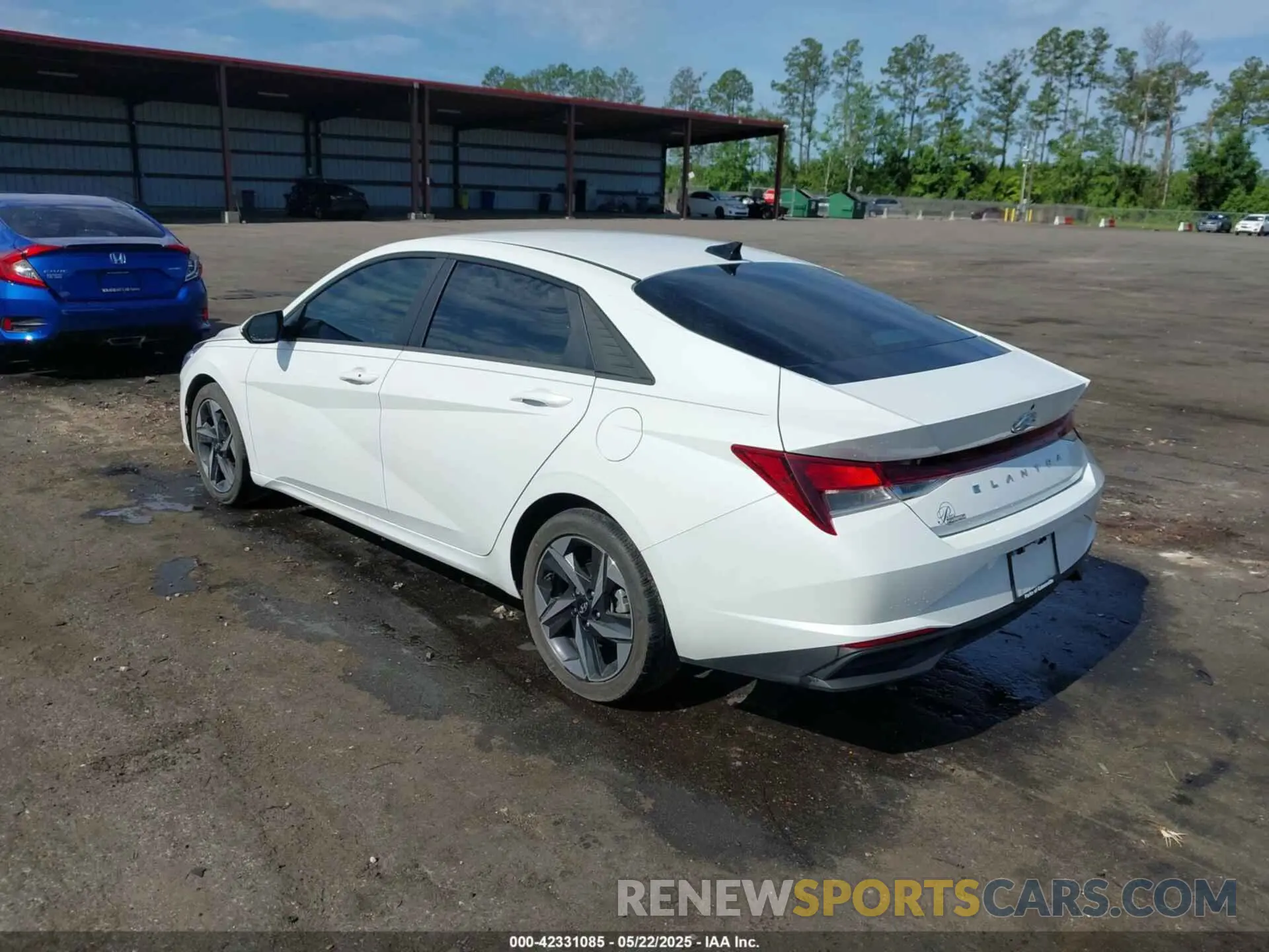 3 Фотография поврежденного автомобиля 5NPLS4AG5PH088017 HYUNDAI ELANTRA 2023