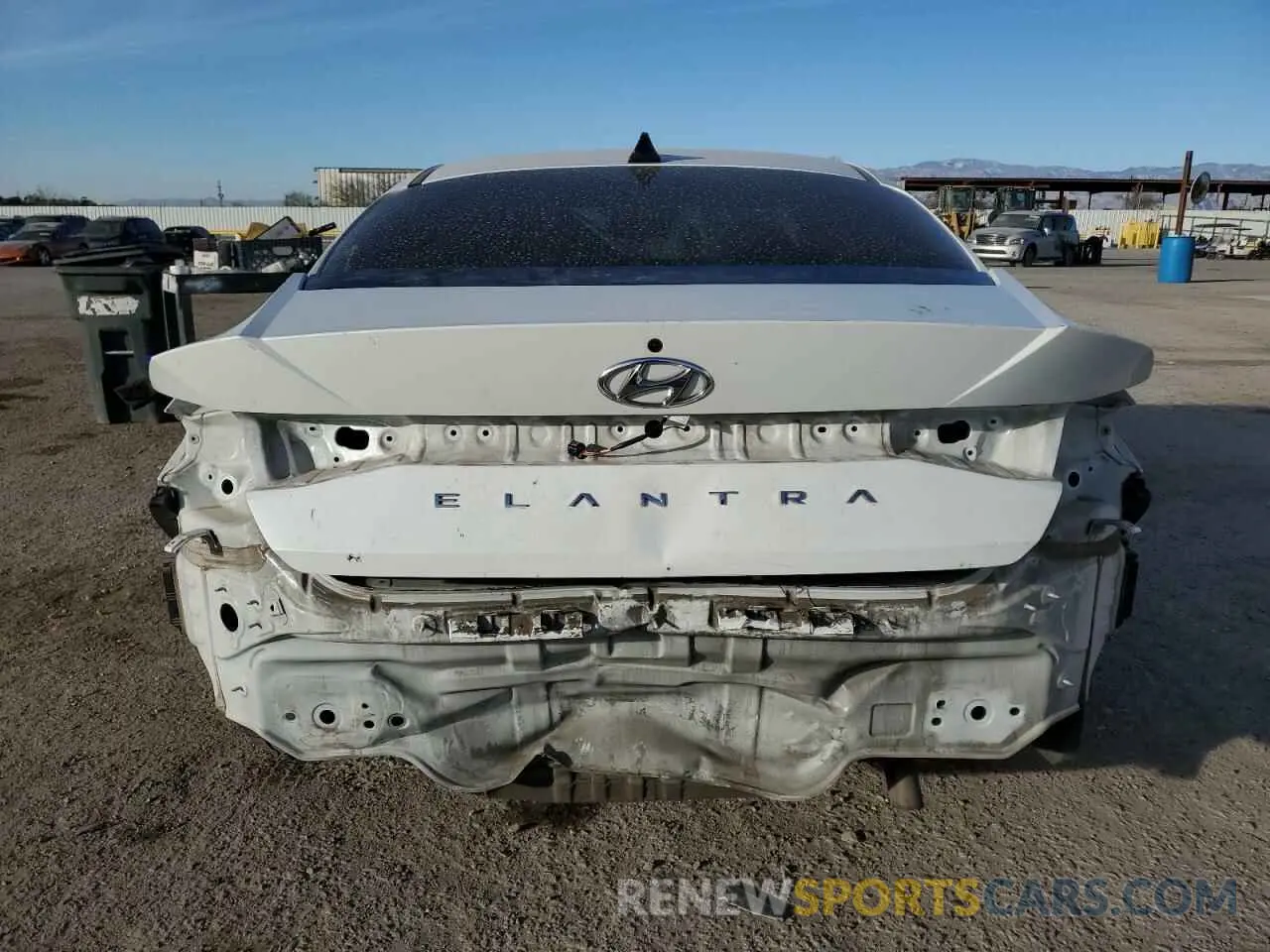 6 Фотография поврежденного автомобиля 5NPLS4AG6PH092173 HYUNDAI ELANTRA 2023