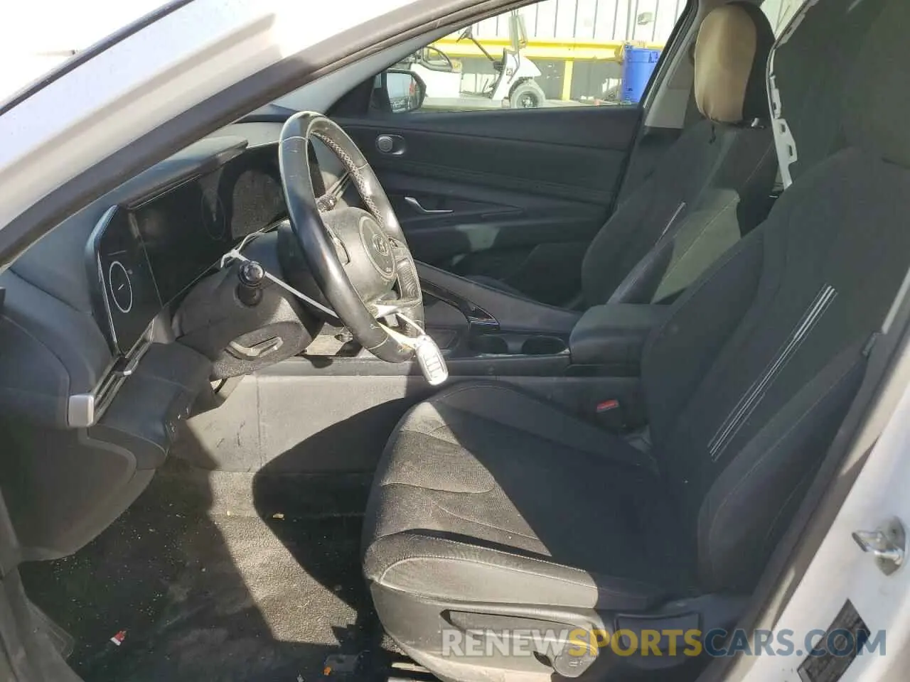 7 Фотография поврежденного автомобиля 5NPLS4AG6PH092173 HYUNDAI ELANTRA 2023