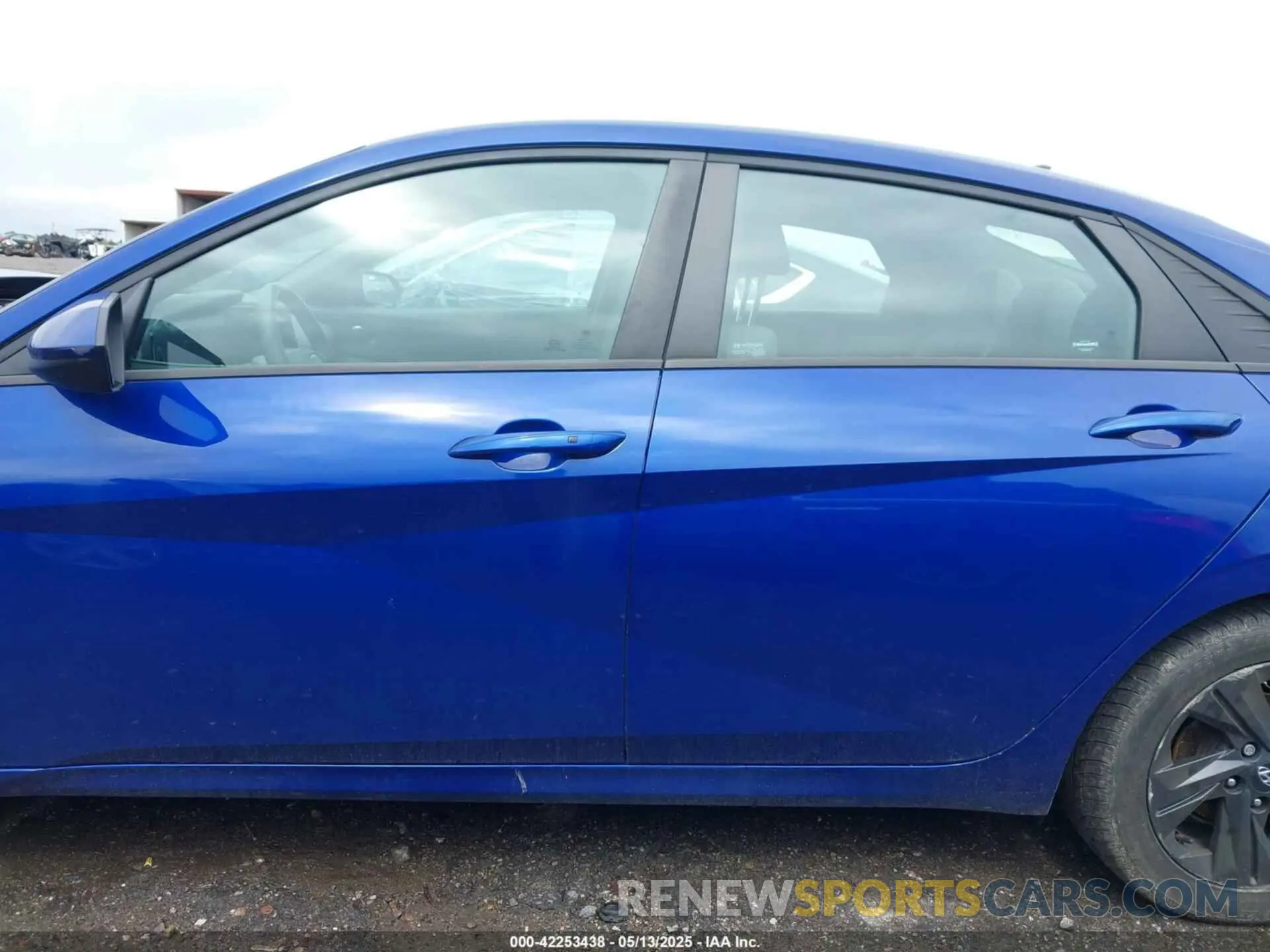 15 Photograph of a damaged car 5NPLS4AG7PH090562 HYUNDAI ELANTRA 2023