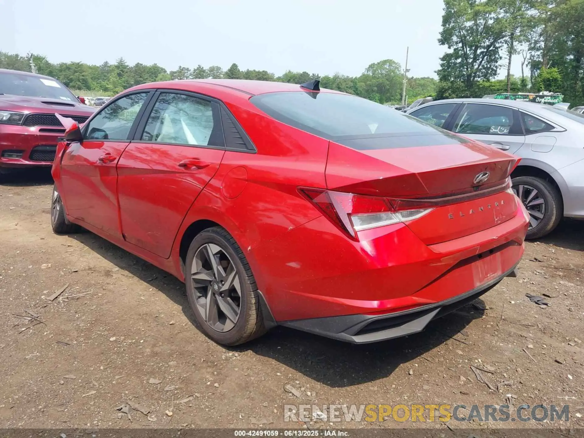 3 Photograph of a damaged car 5NPLS4AG7PH096202 HYUNDAI ELANTRA 2023