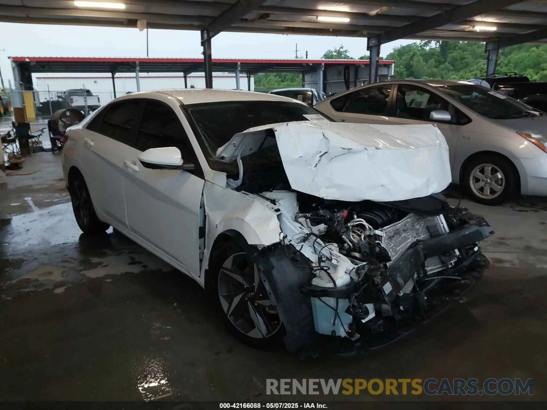 1 Фотография поврежденного автомобиля 5NPLS4AG7PH100586 HYUNDAI ELANTRA 2023