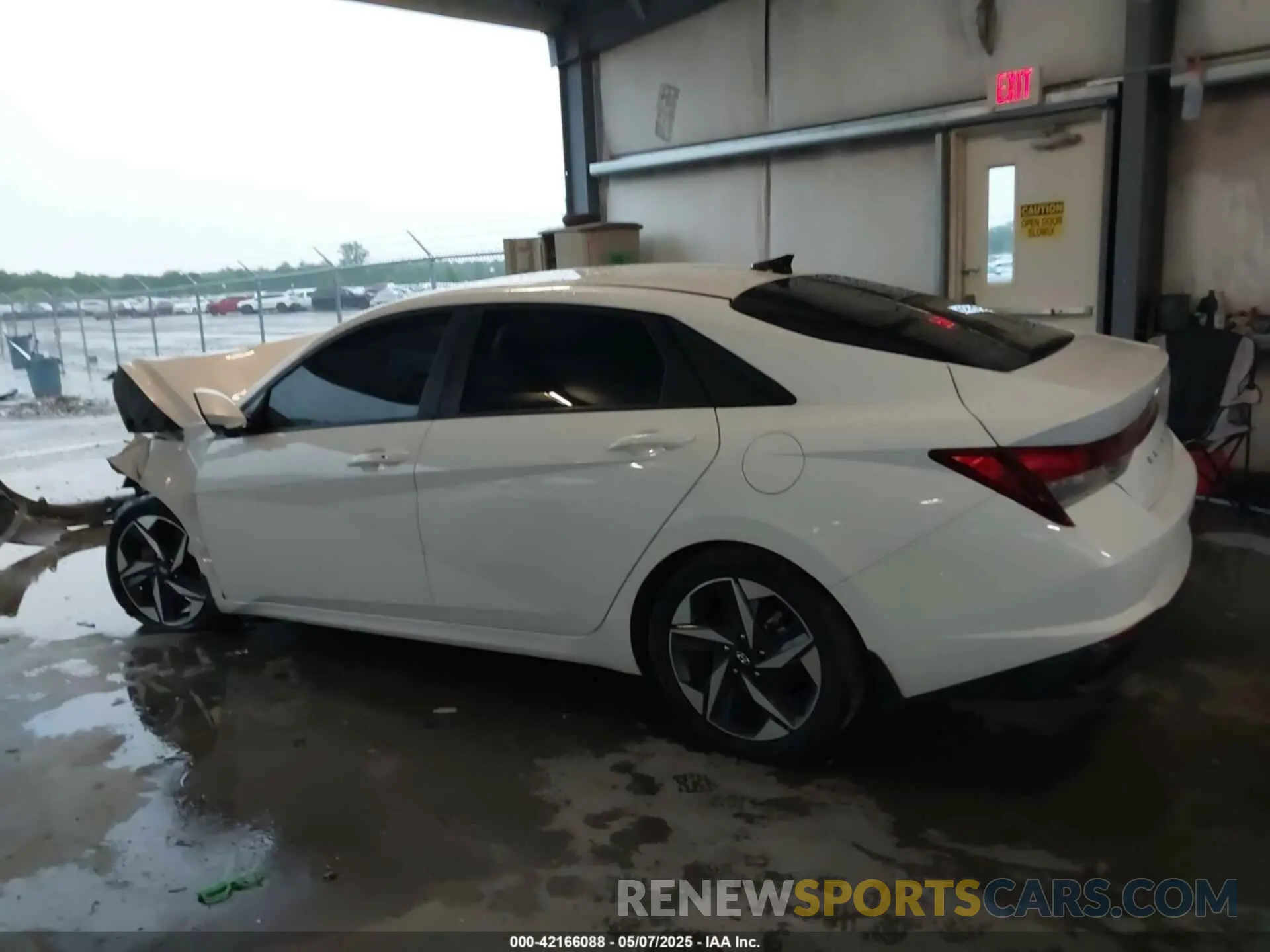 14 Фотография поврежденного автомобиля 5NPLS4AG7PH100586 HYUNDAI ELANTRA 2023