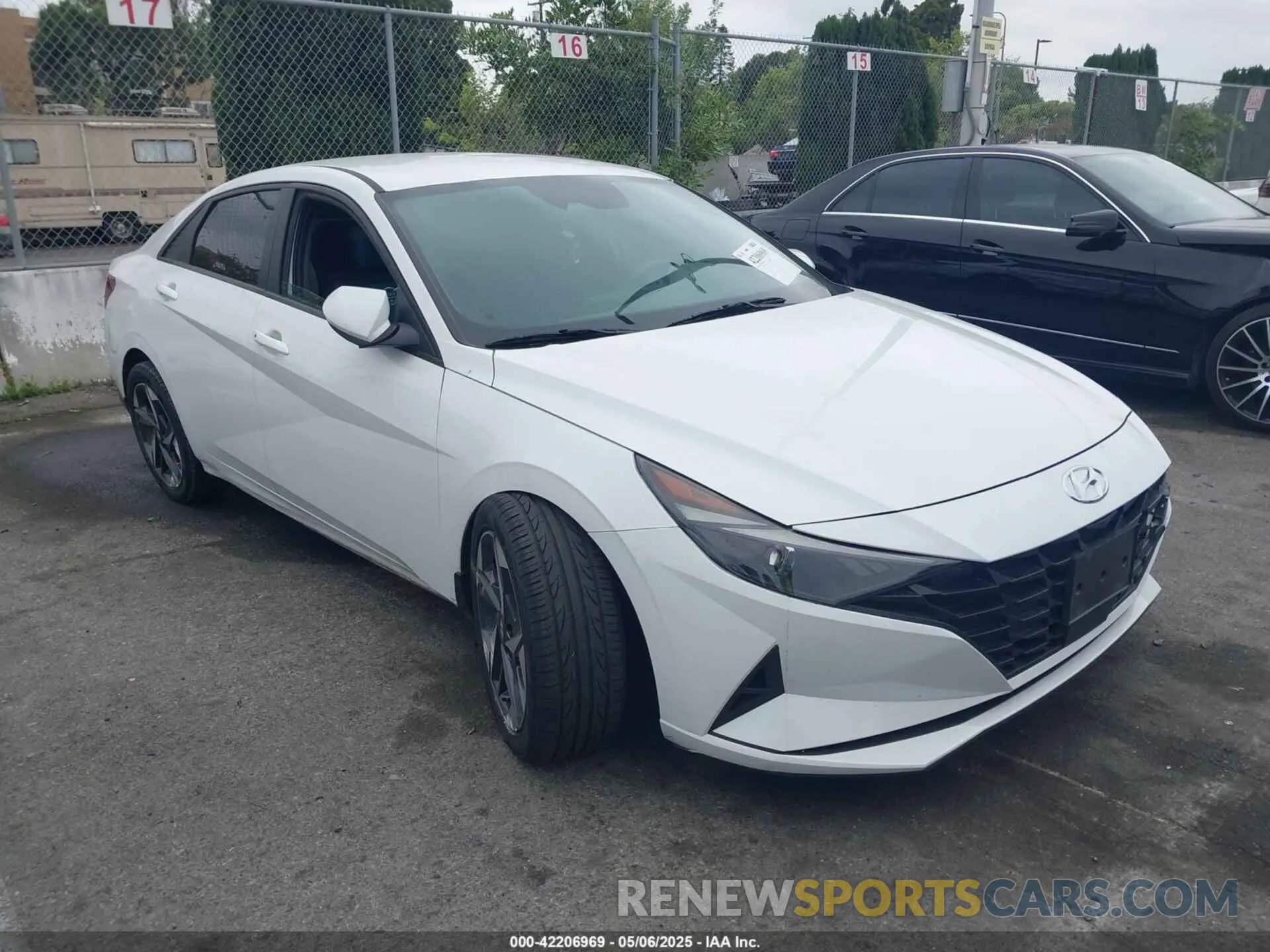 1 Фотография поврежденного автомобиля 5NPLS4AG8PH097908 HYUNDAI ELANTRA 2023