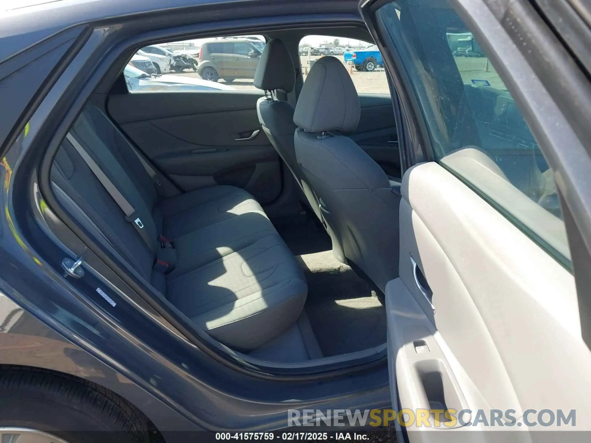 8 Photograph of a damaged car KMHLL4AG5PU574213 HYUNDAI ELANTRA 2023