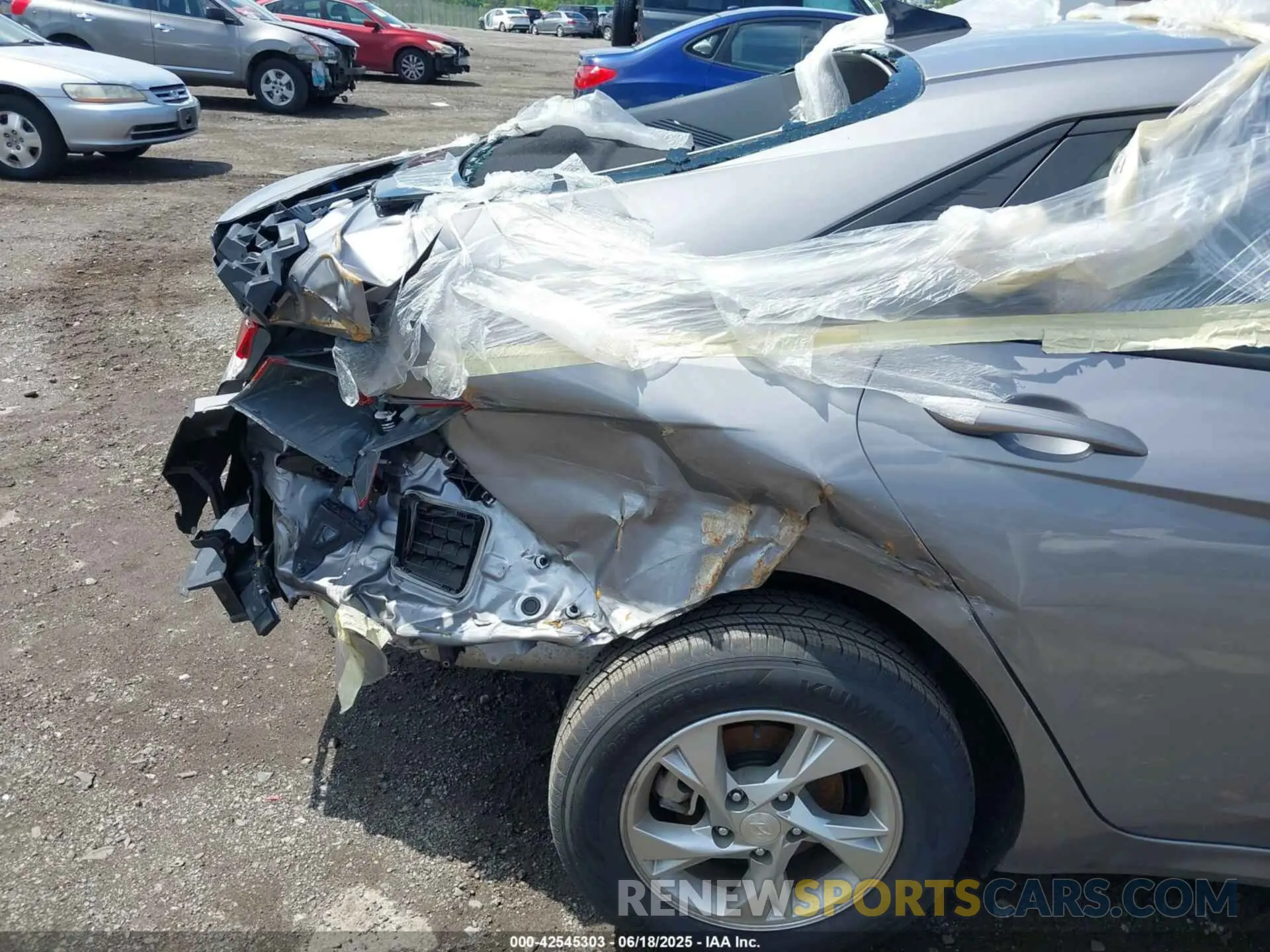 21 Photograph of a damaged car KMHLL4AG6PU634015 HYUNDAI ELANTRA 2023