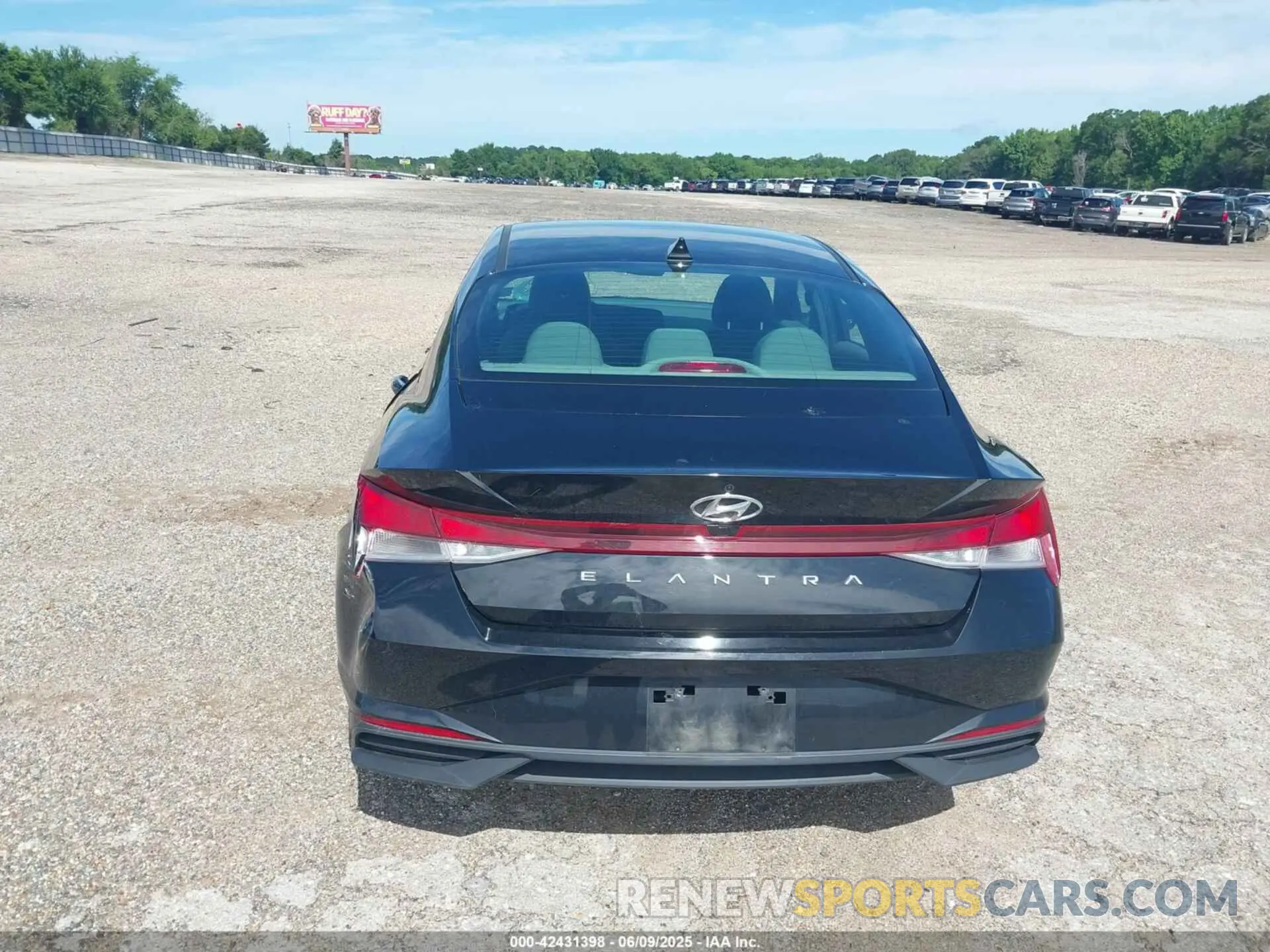 17 Photograph of a damaged car KMHLM4AG0PU376653 HYUNDAI ELANTRA 2023