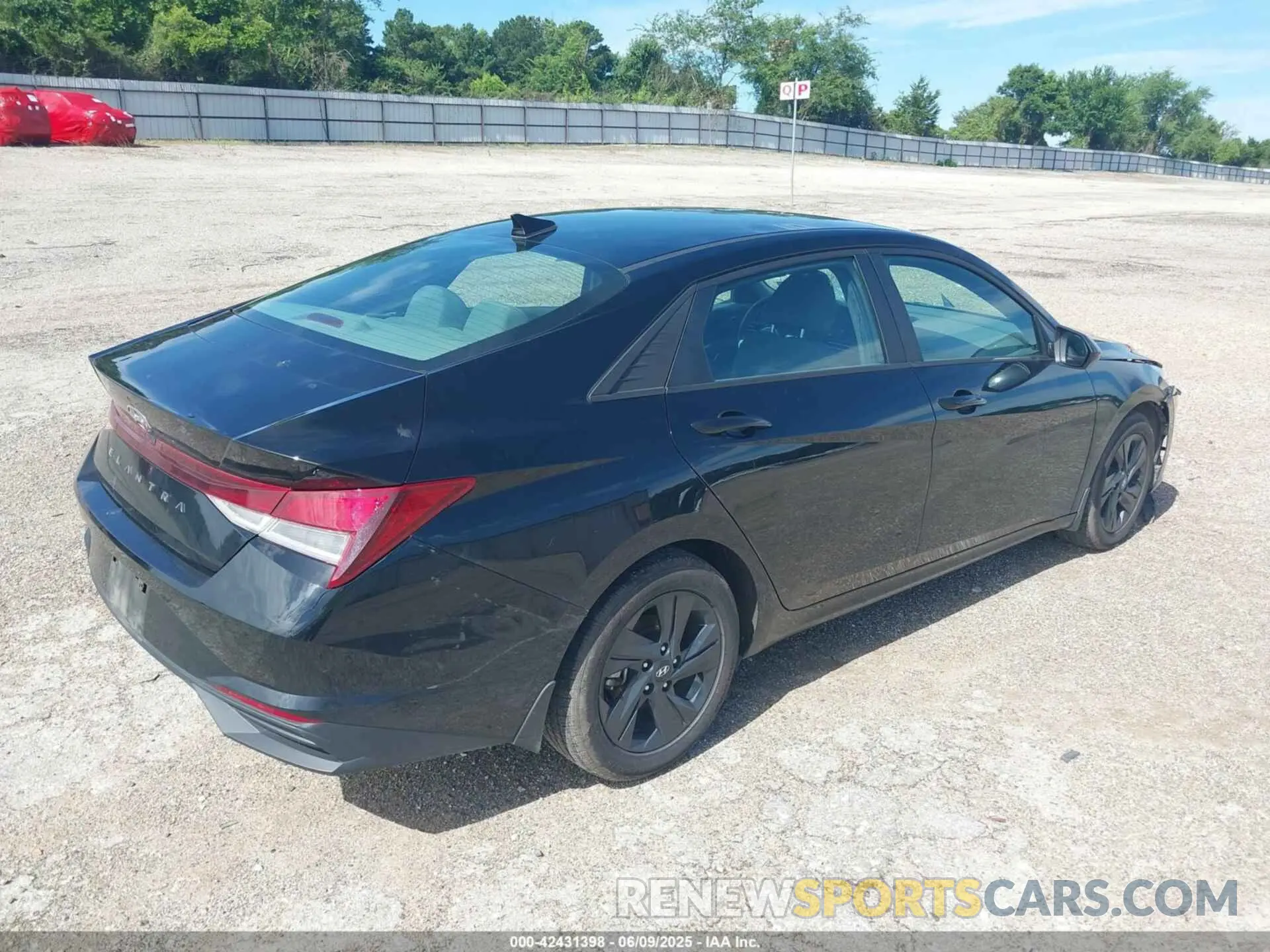 4 Photograph of a damaged car KMHLM4AG0PU376653 HYUNDAI ELANTRA 2023