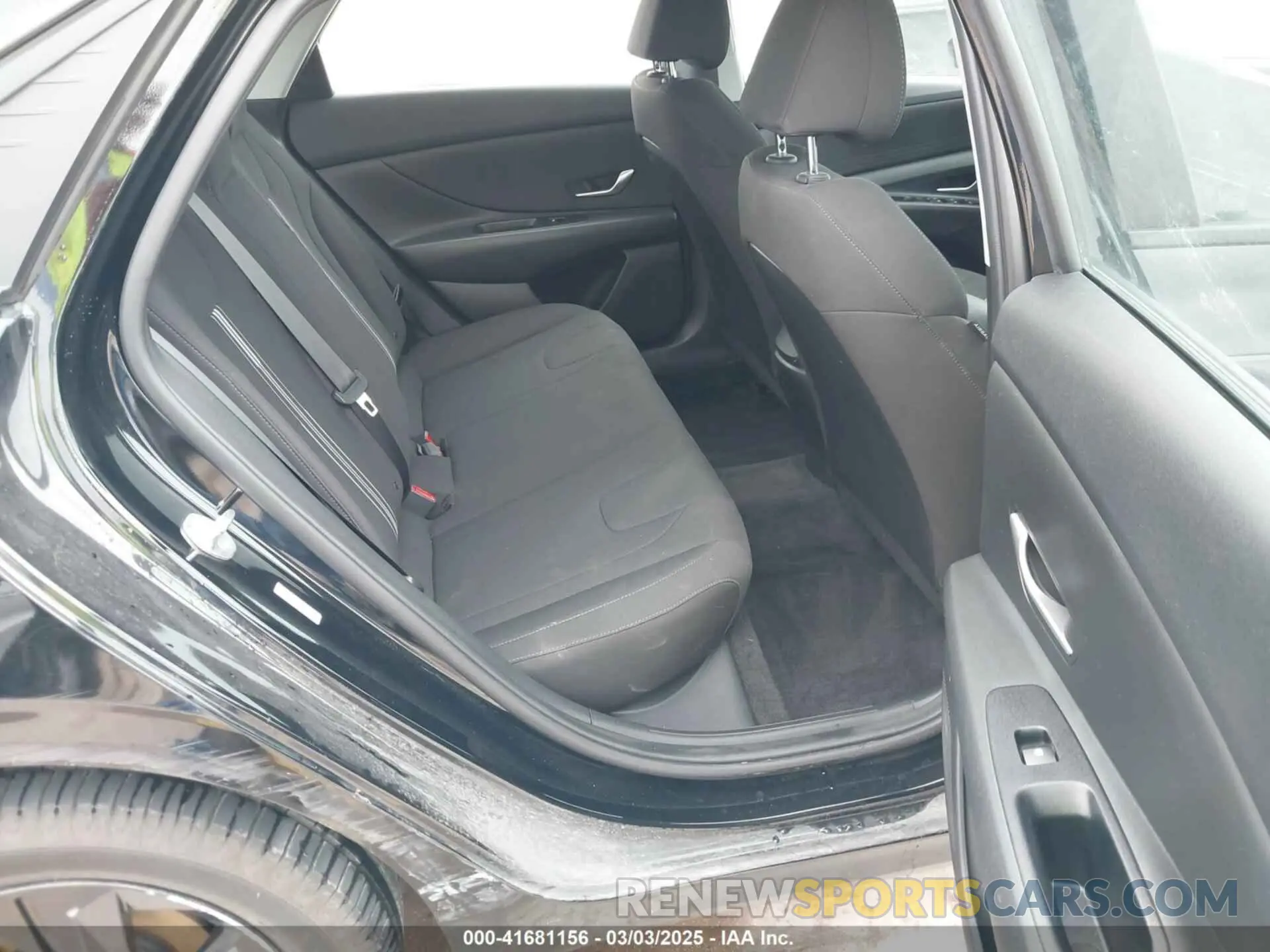 8 Фотография поврежденного автомобиля KMHLM4AG0PU520797 HYUNDAI ELANTRA 2023