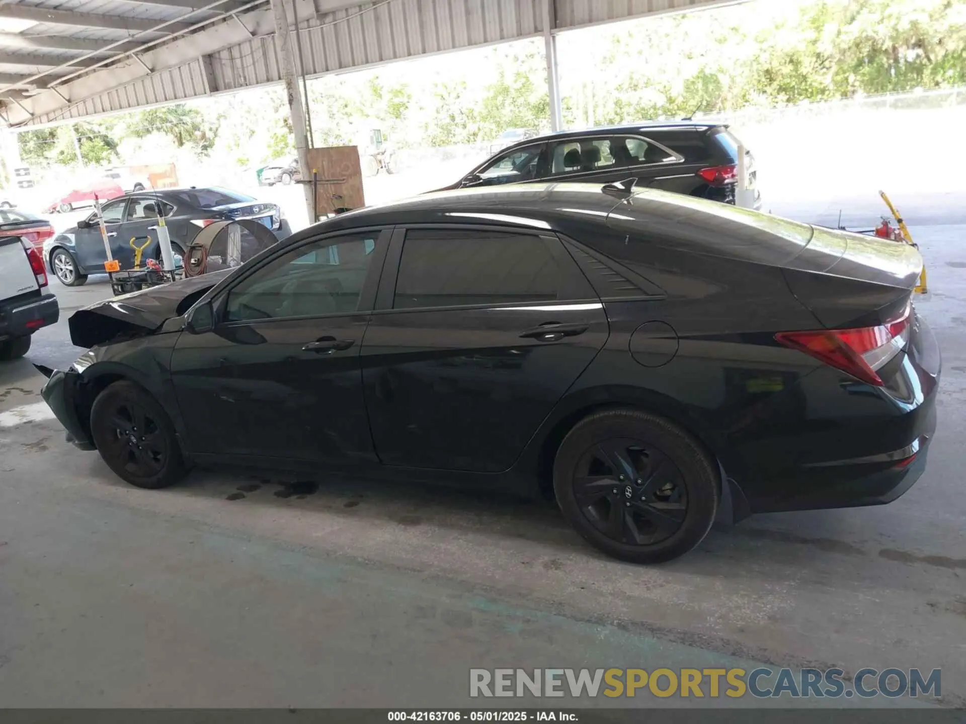 14 Photograph of a damaged car KMHLM4AG2PU539271 HYUNDAI ELANTRA 2023