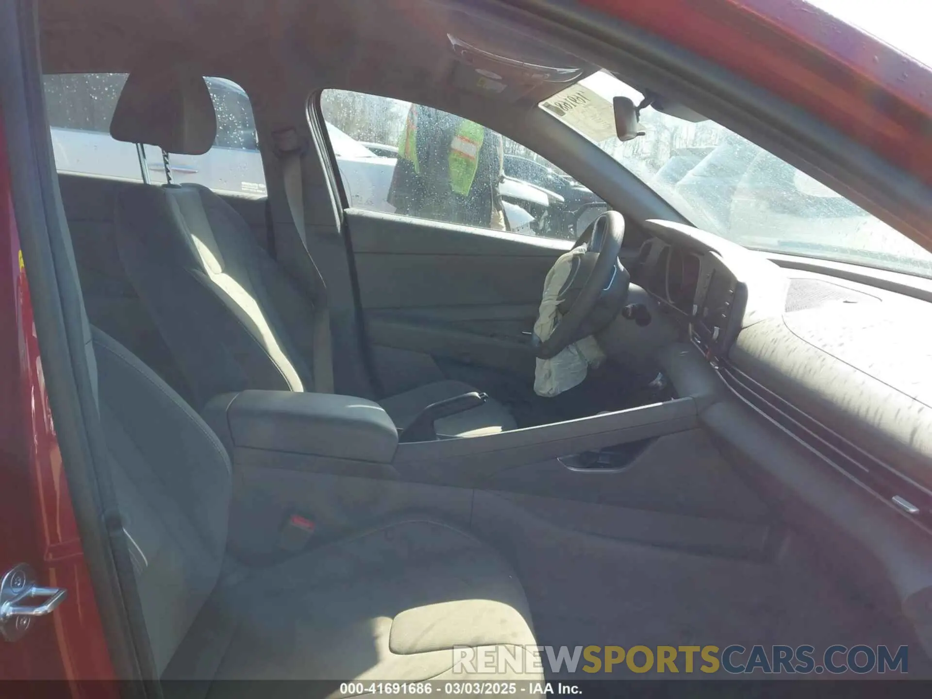 5 Photograph of a damaged car KMHLM4AG2PU602322 HYUNDAI ELANTRA 2023