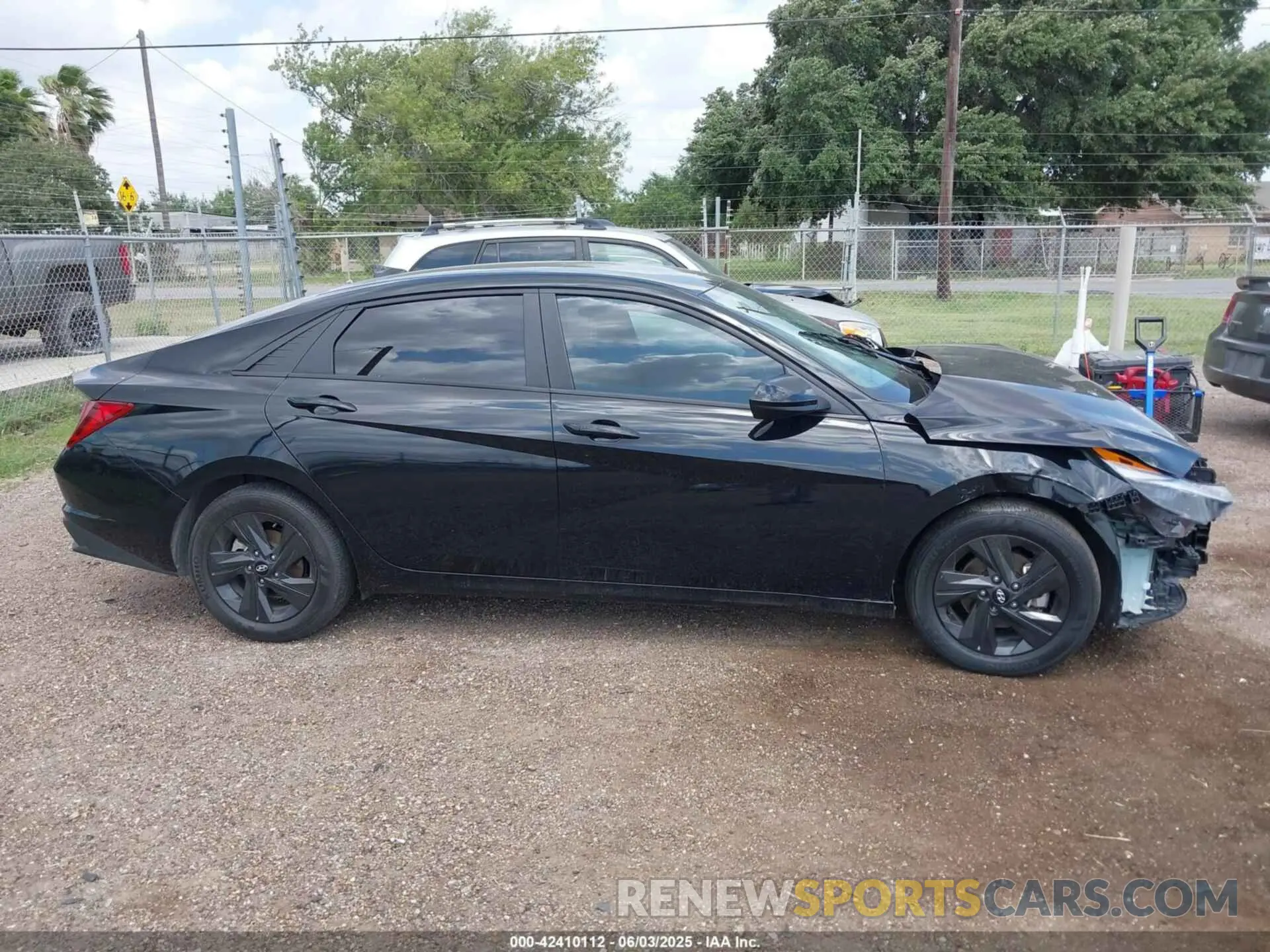 14 Photograph of a damaged car KMHLM4AG2PU606810 HYUNDAI ELANTRA 2023