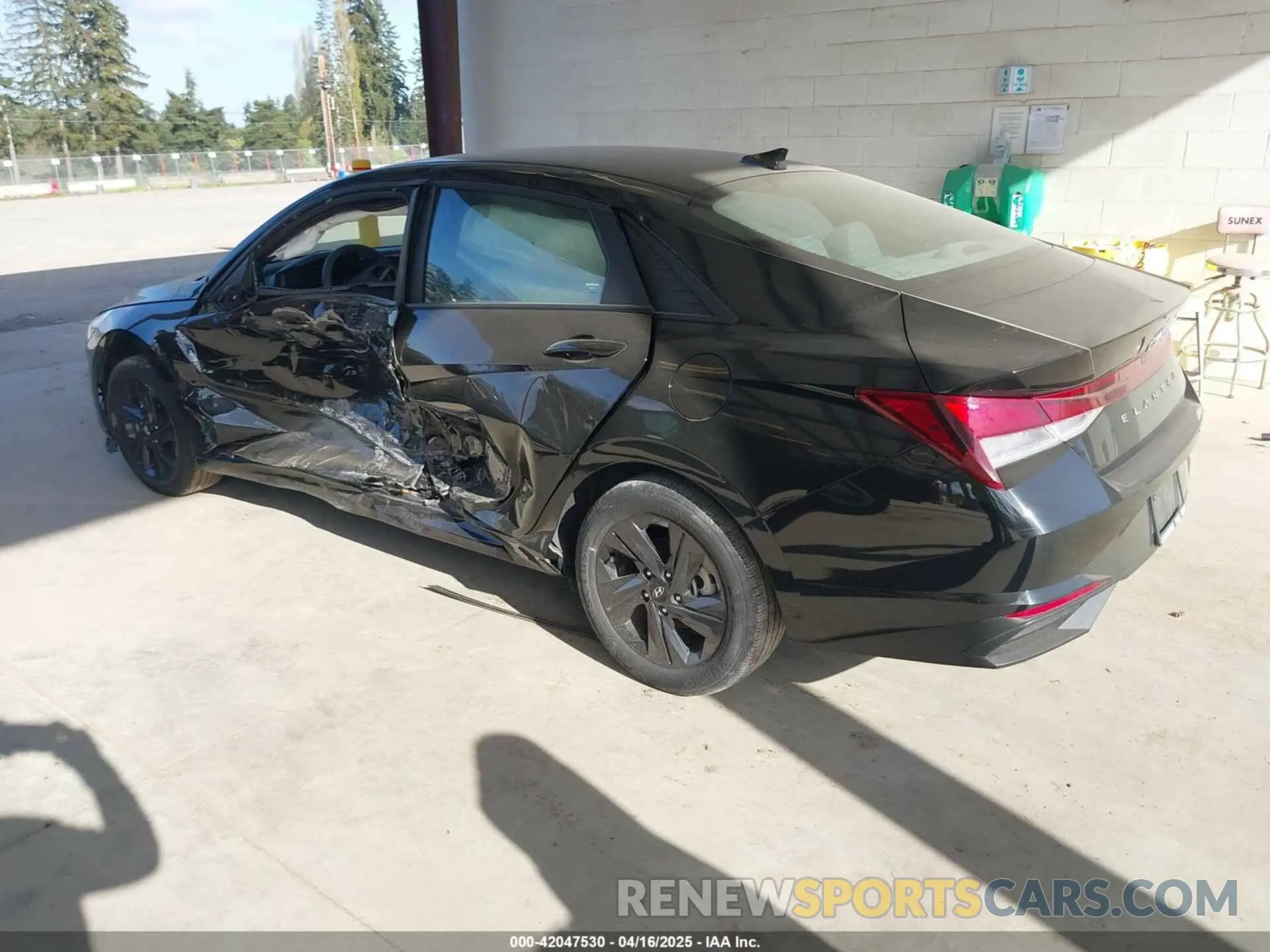 3 Фотография поврежденного автомобиля KMHLM4AG3PU371236 HYUNDAI ELANTRA 2023