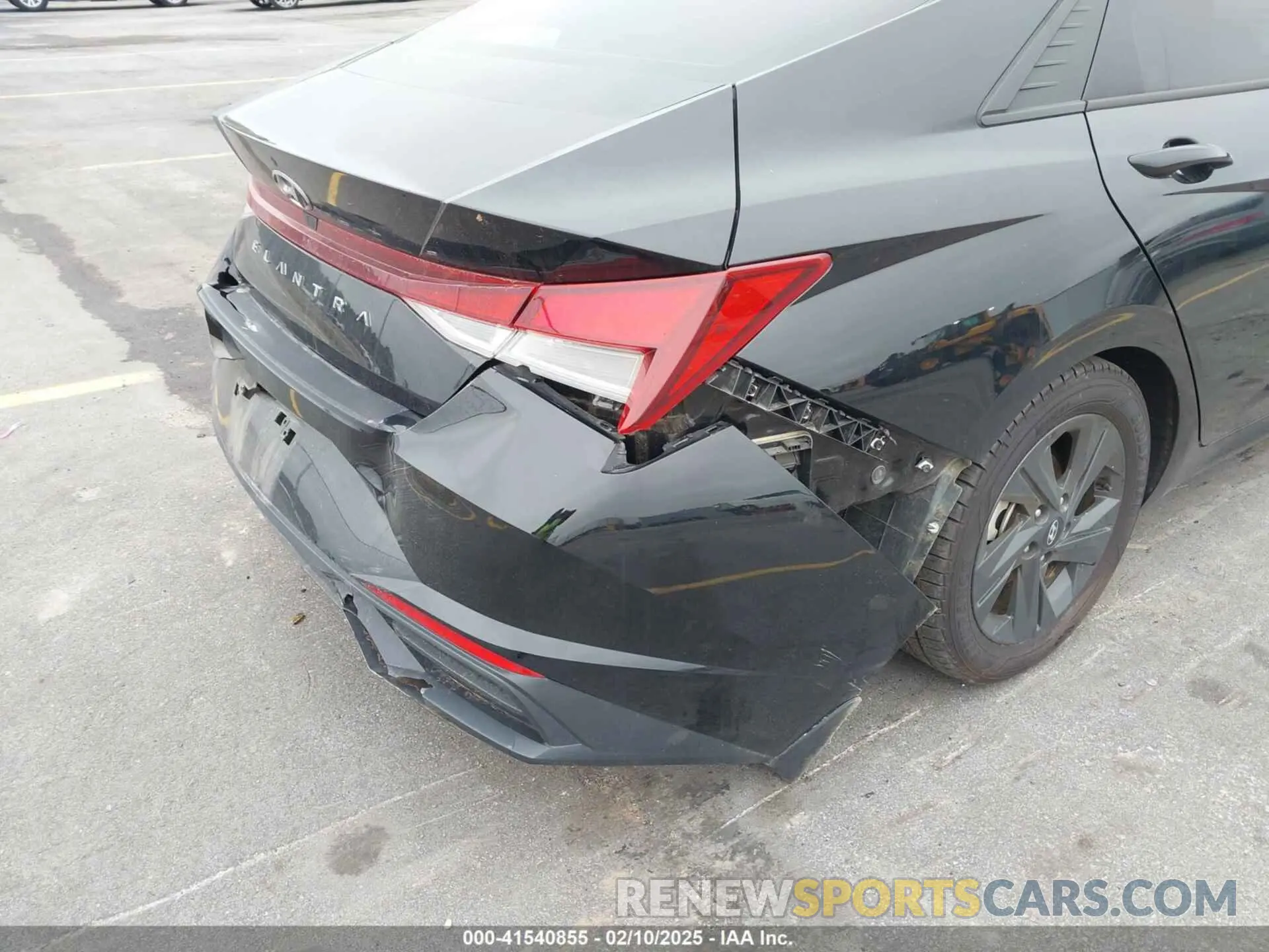 18 Фотография поврежденного автомобиля KMHLM4AG3PU382611 HYUNDAI ELANTRA 2023