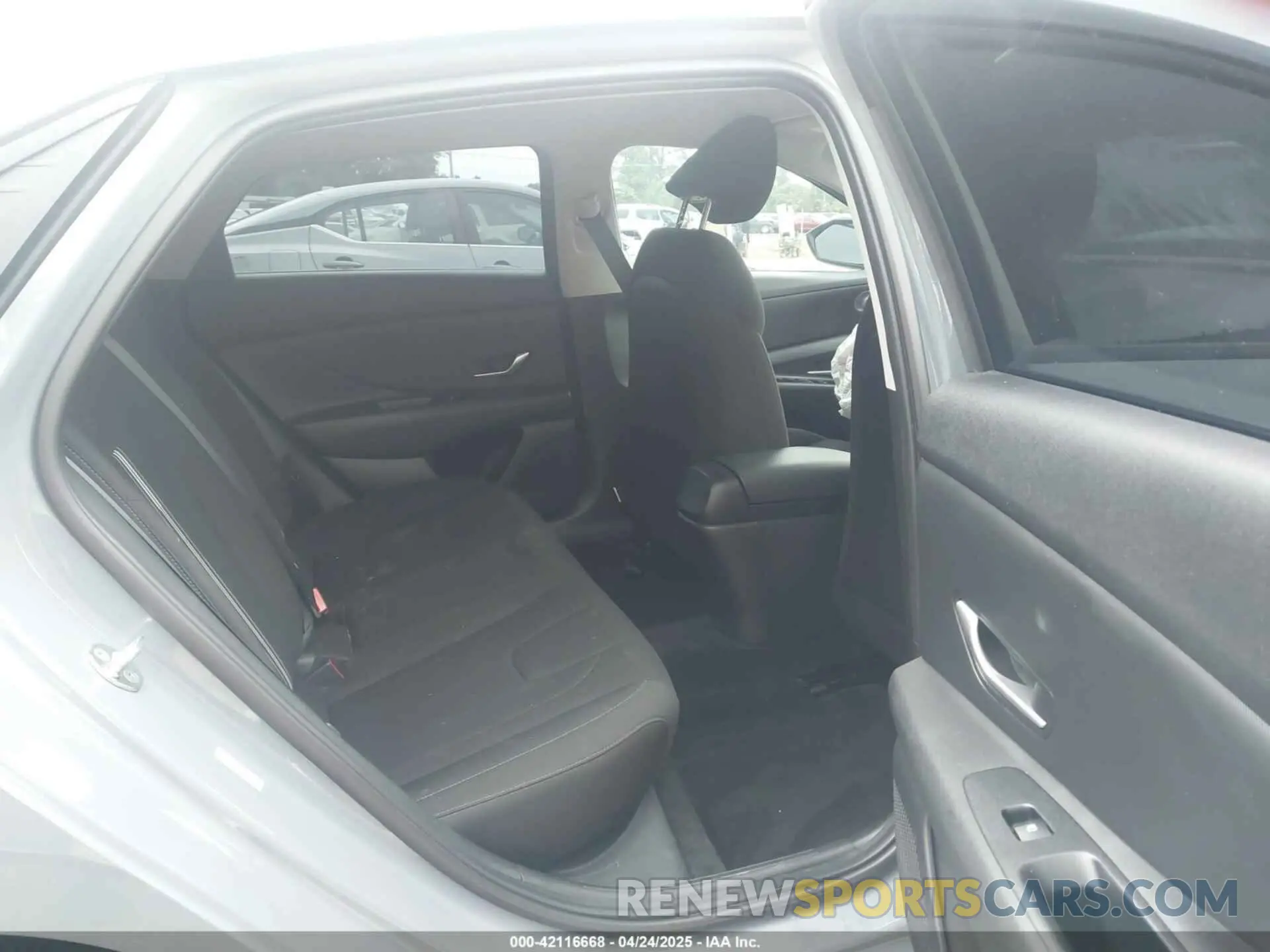 8 Фотография поврежденного автомобиля KMHLM4AG3PU436490 HYUNDAI ELANTRA 2023
