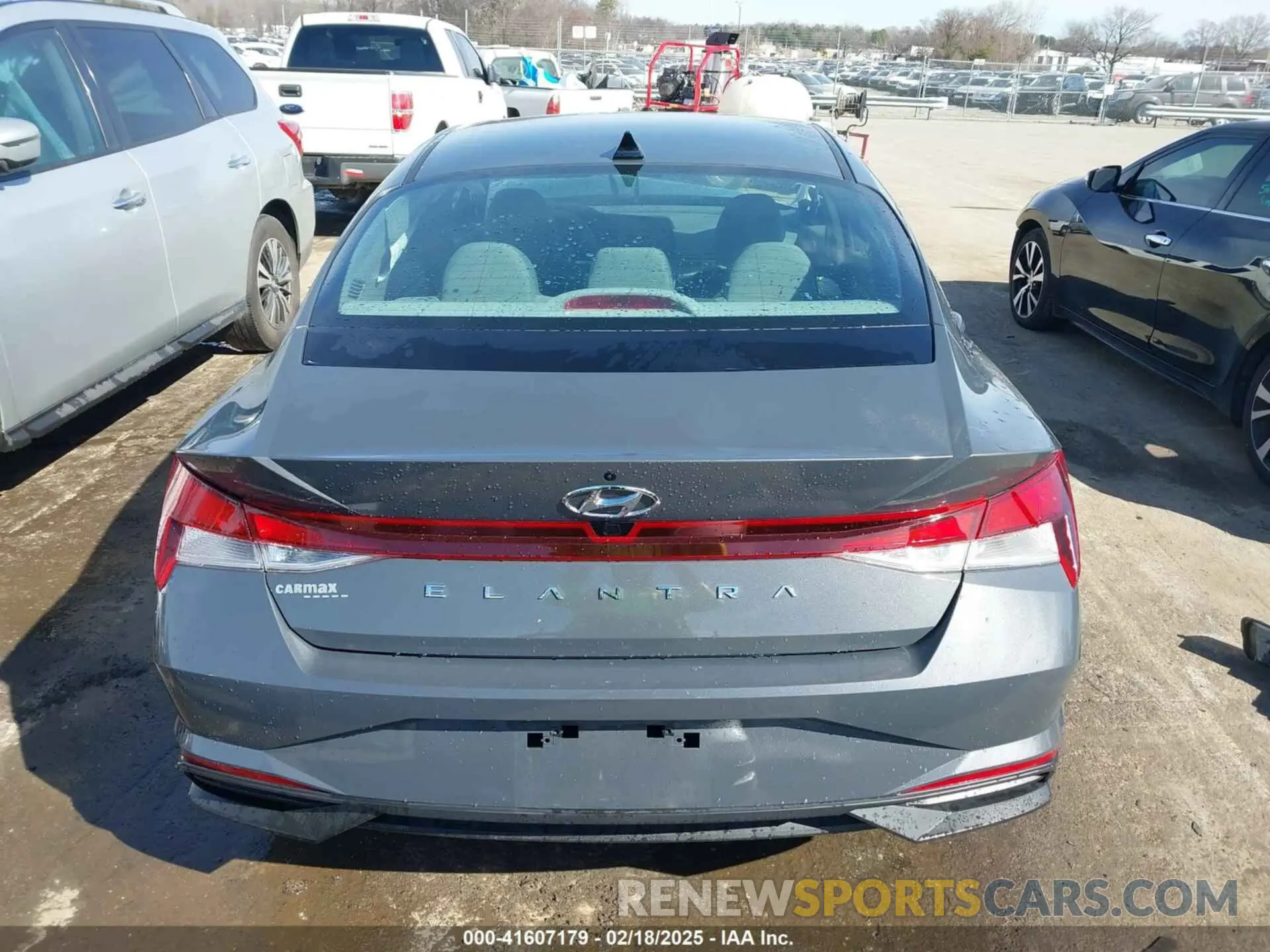 17 Photograph of a damaged car KMHLM4AG3PU576510 HYUNDAI ELANTRA 2023