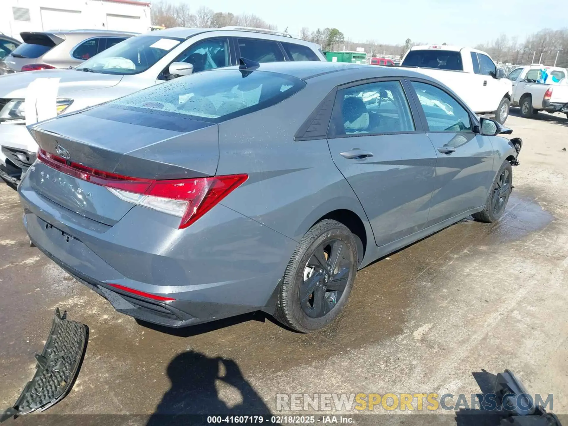 4 Photograph of a damaged car KMHLM4AG3PU576510 HYUNDAI ELANTRA 2023