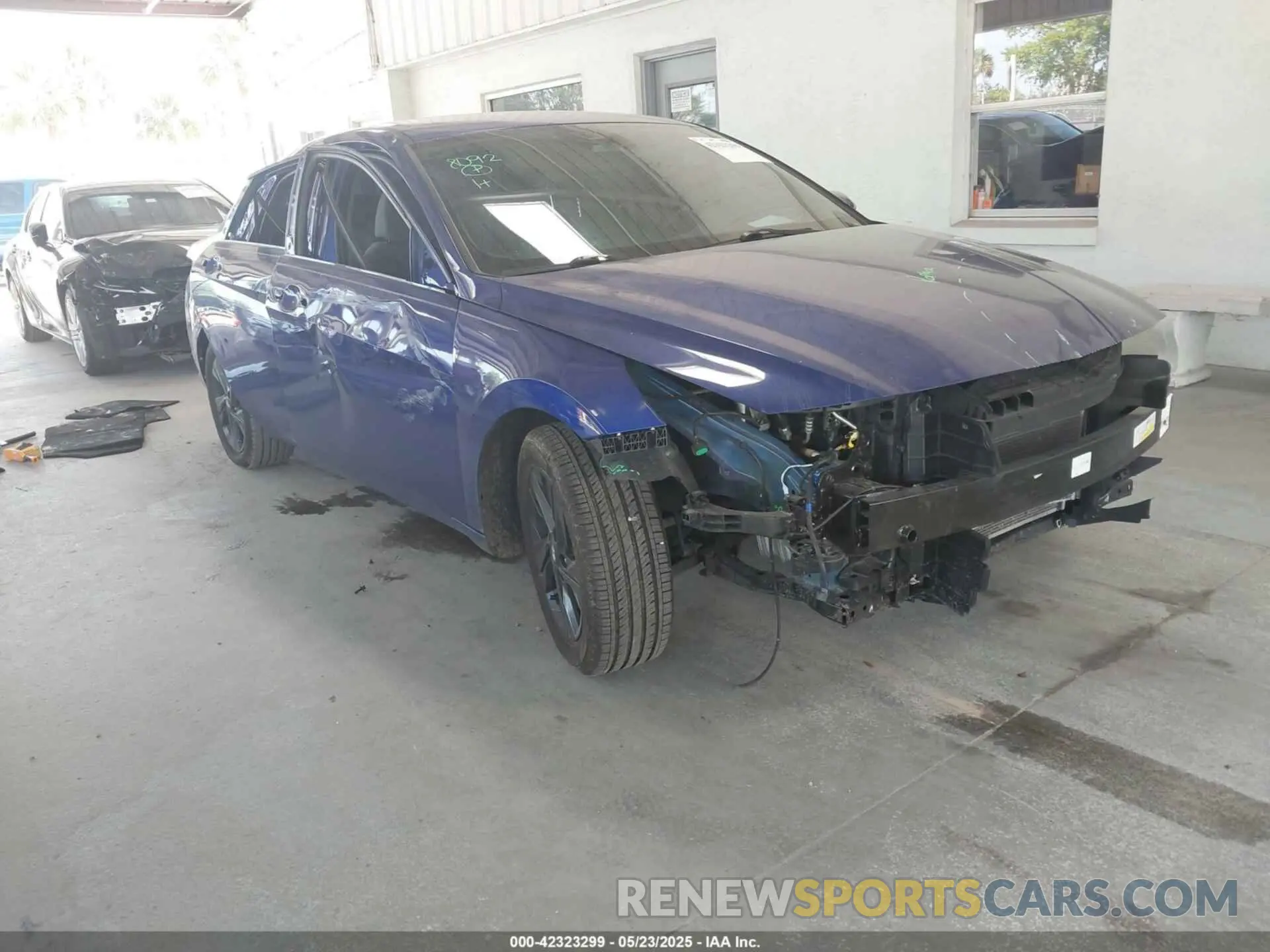 1 Photograph of a damaged car KMHLM4AG4PU409332 HYUNDAI ELANTRA 2023