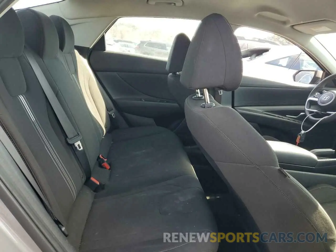 10 Photograph of a damaged car KMHLM4AG4PU434022 HYUNDAI ELANTRA 2023