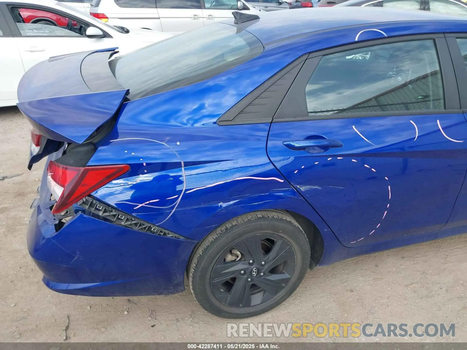 17 Фотография поврежденного автомобиля KMHLM4AG5PU539135 HYUNDAI ELANTRA 2023