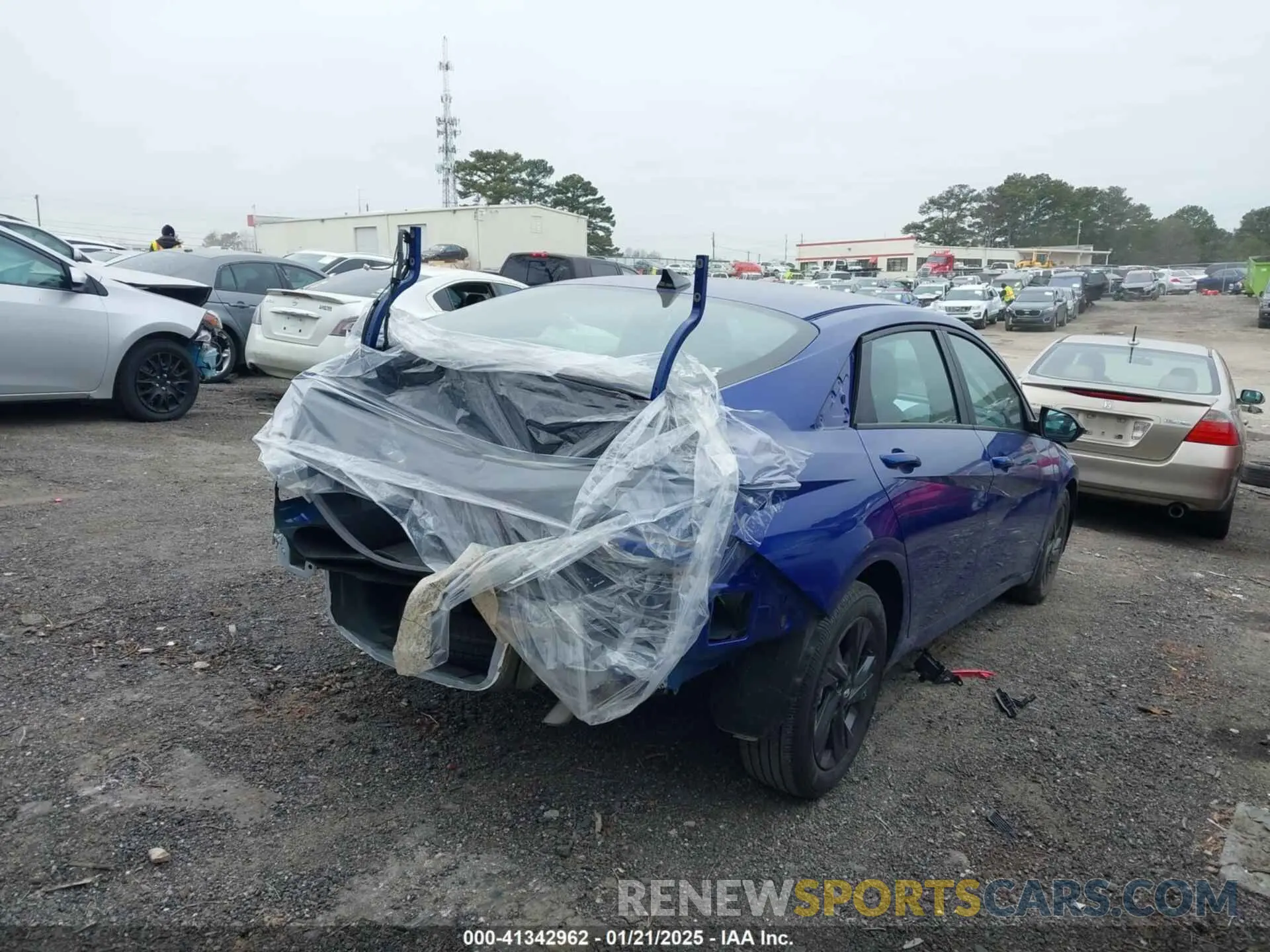 4 Photograph of a damaged car KMHLM4AG5PU546702 HYUNDAI ELANTRA 2023