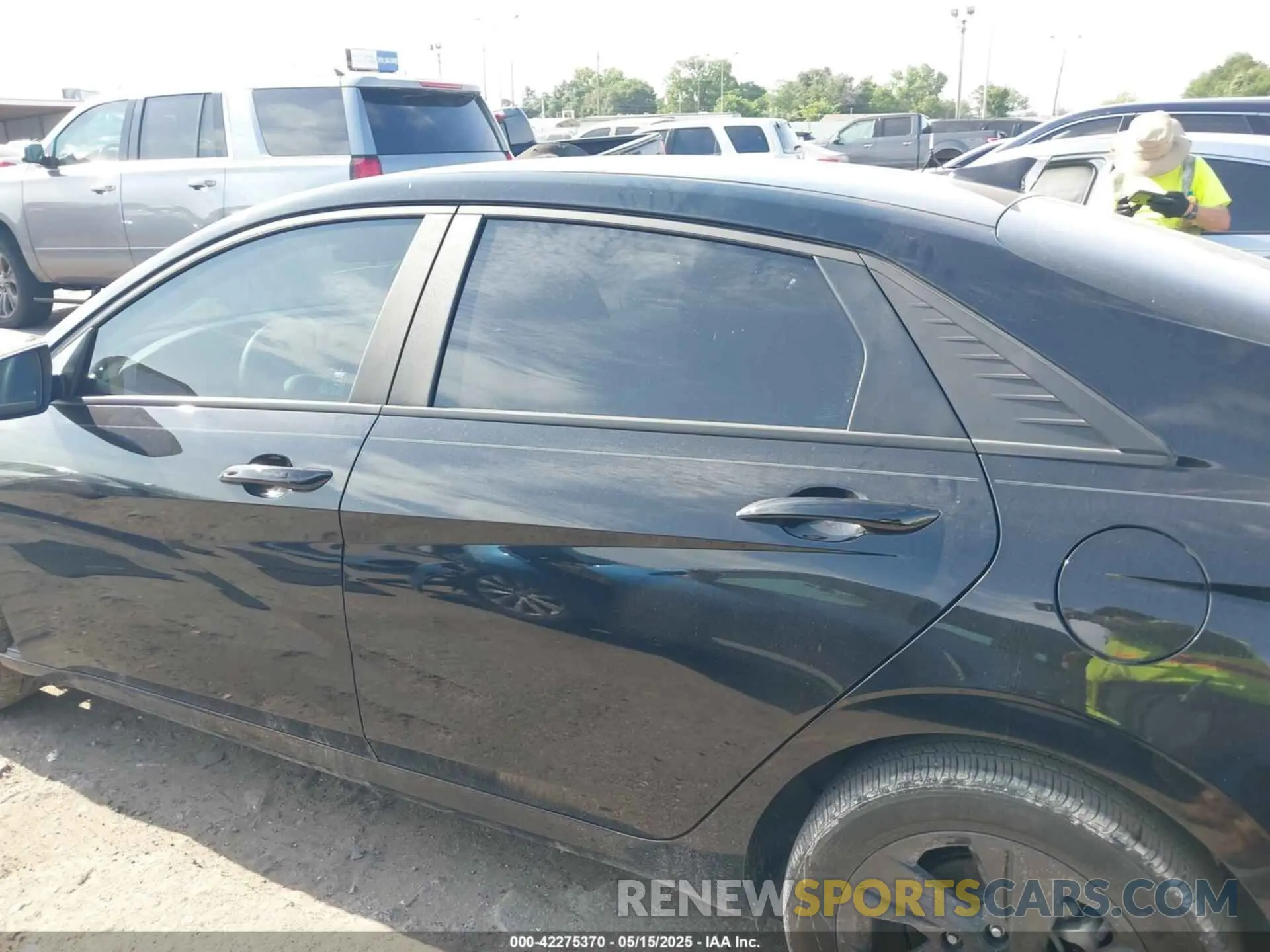 14 Photograph of a damaged car KMHLM4AG5PU625724 HYUNDAI ELANTRA 2023