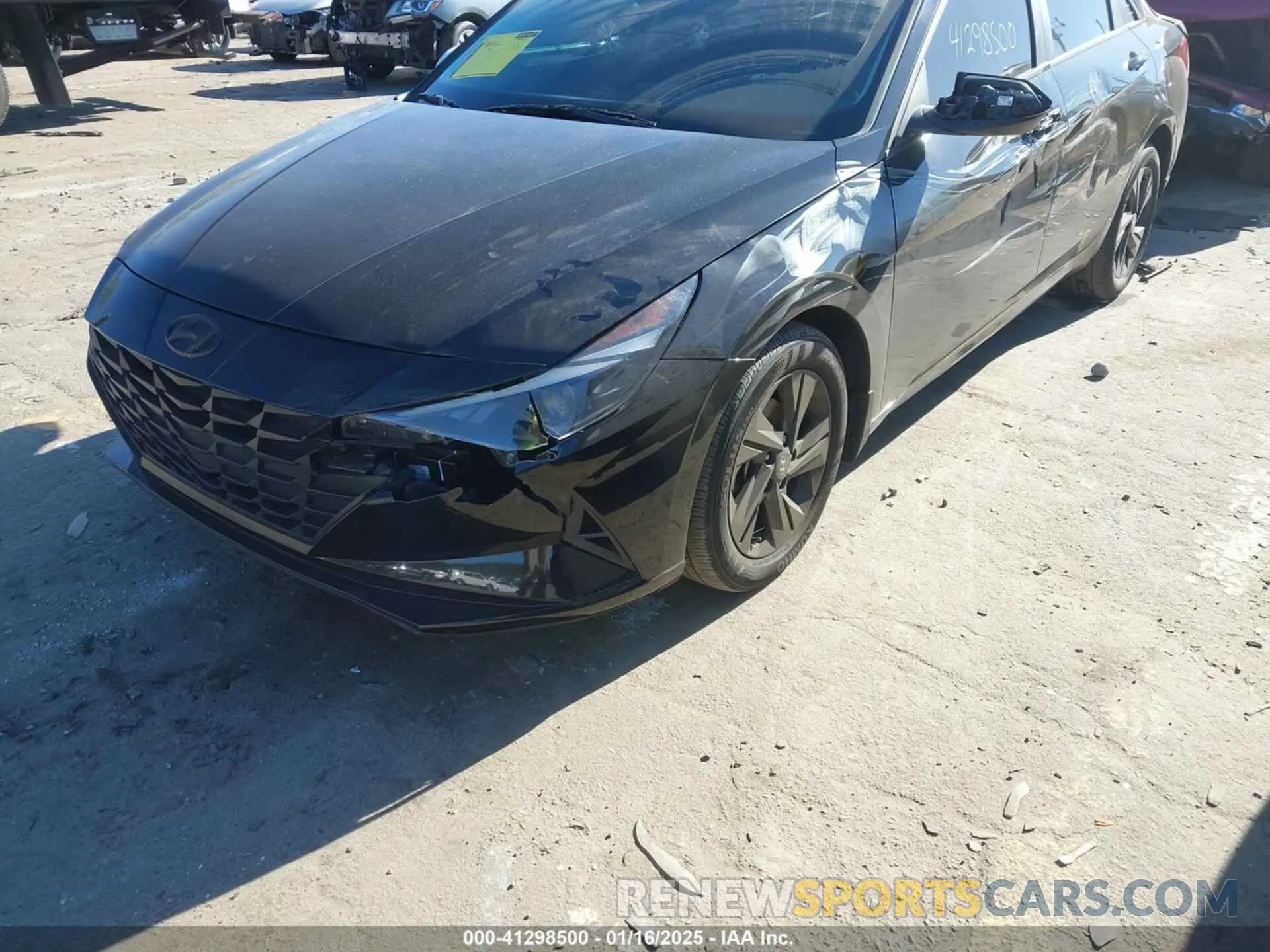 19 Photograph of a damaged car KMHLM4AG6PU426505 HYUNDAI ELANTRA 2023