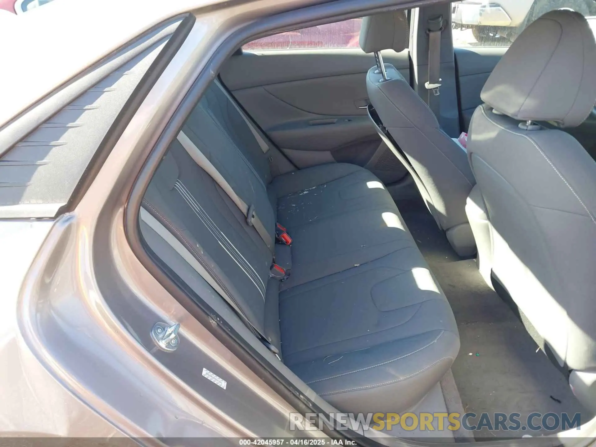 8 Фотография поврежденного автомобиля KMHLM4AG6PU604588 HYUNDAI ELANTRA 2023
