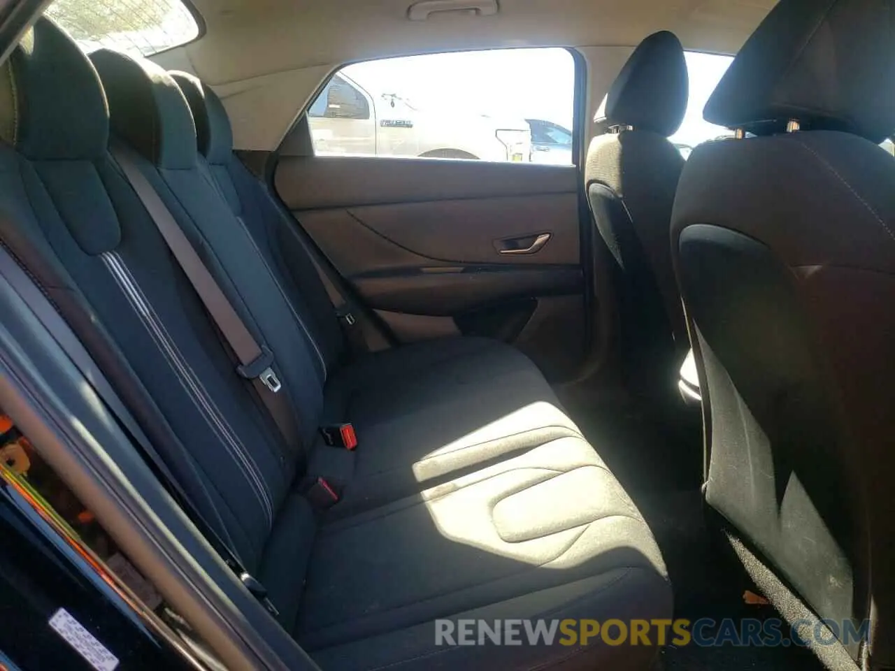 11 Фотография поврежденного автомобиля KMHLM4AG7PU373829 HYUNDAI ELANTRA 2023