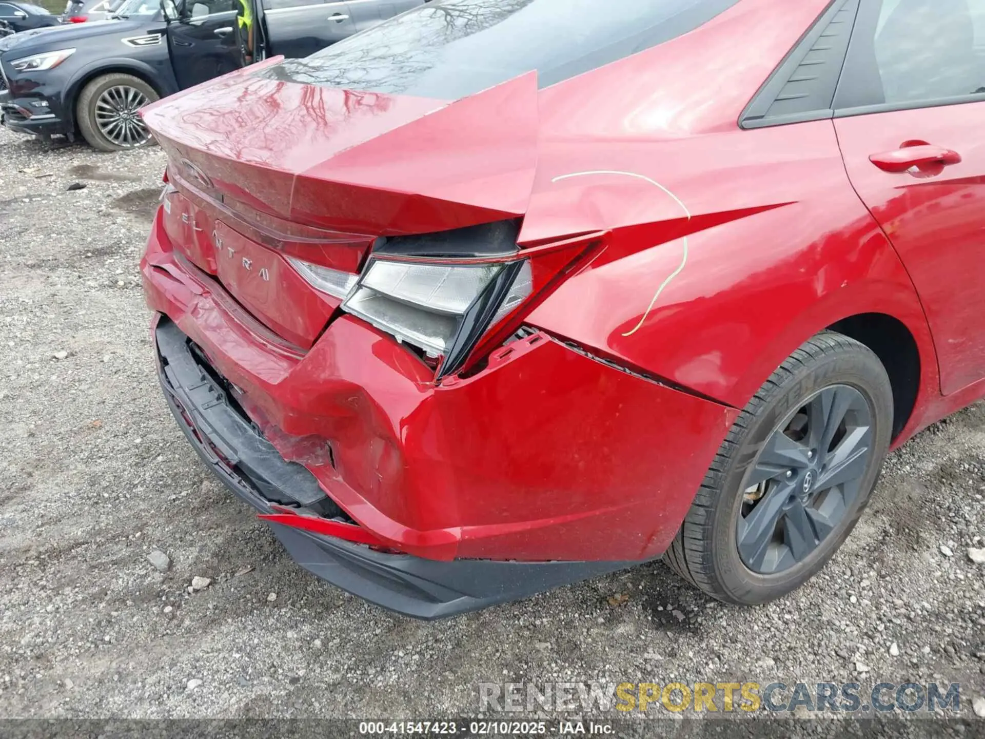 18 Photograph of a damaged car KMHLM4AG7PU414962 HYUNDAI ELANTRA 2023