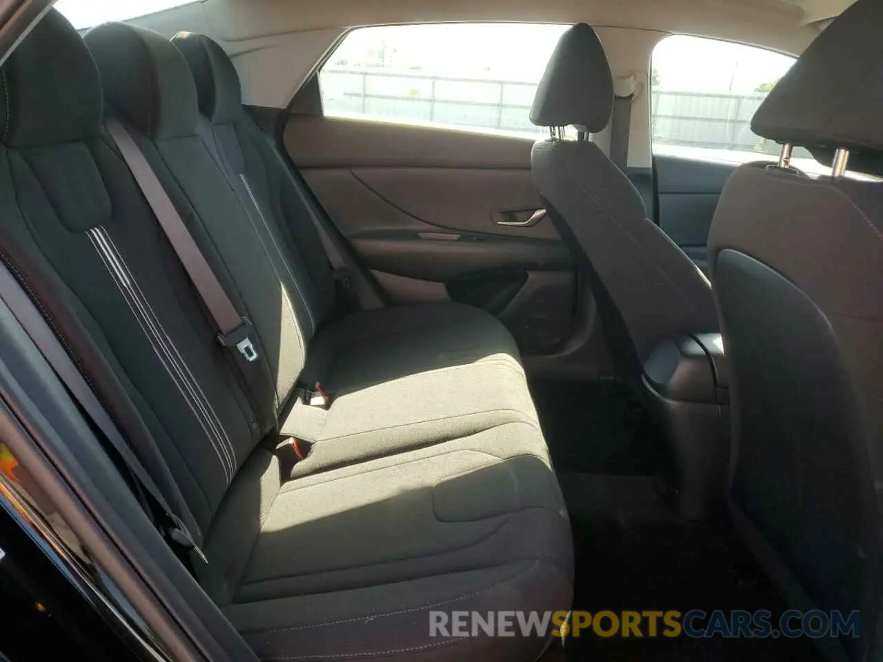 10 Photograph of a damaged car KMHLM4AG8PU539338 HYUNDAI ELANTRA 2023
