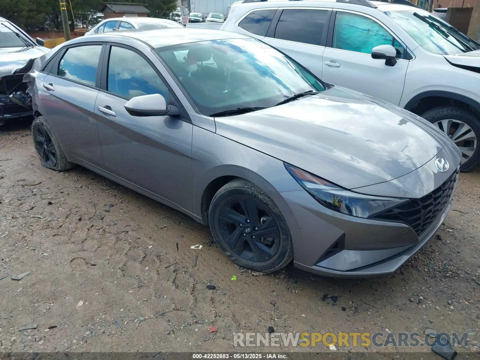 1 Фотография поврежденного автомобиля KMHLM4AG8PU555989 HYUNDAI ELANTRA 2023