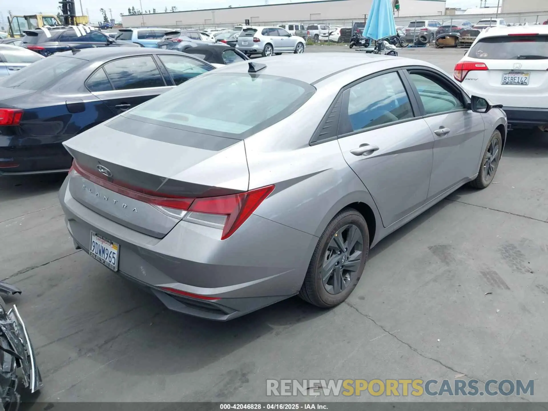 4 Photograph of a damaged car KMHLM4AG9PU436994 HYUNDAI ELANTRA 2023