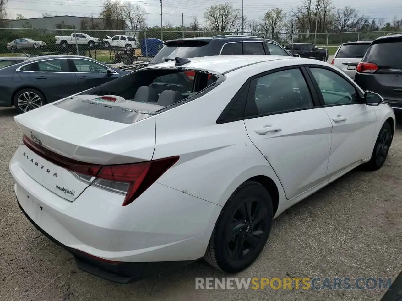 3 Фотография поврежденного автомобиля KMHLM4AJ0PU076686 HYUNDAI ELANTRA 2023
