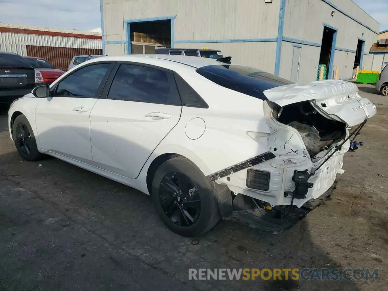 2 Фотография поврежденного автомобиля KMHLM4AJ7PU039313 HYUNDAI ELANTRA 2023