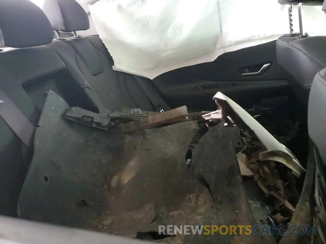 10 Photograph of a damaged car KMHLN4AJ6PU069870 HYUNDAI ELANTRA 2023