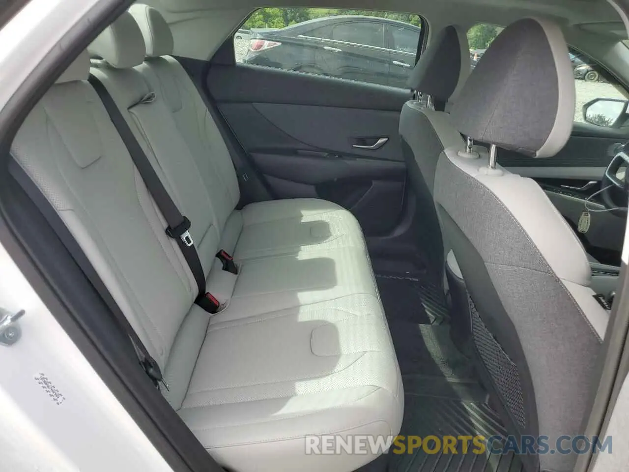10 Photograph of a damaged car KMHLN4AJ7PU086161 HYUNDAI ELANTRA 2023