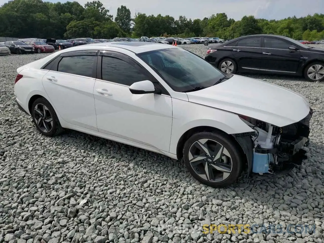 4 Photograph of a damaged car KMHLN4AJ7PU086161 HYUNDAI ELANTRA 2023