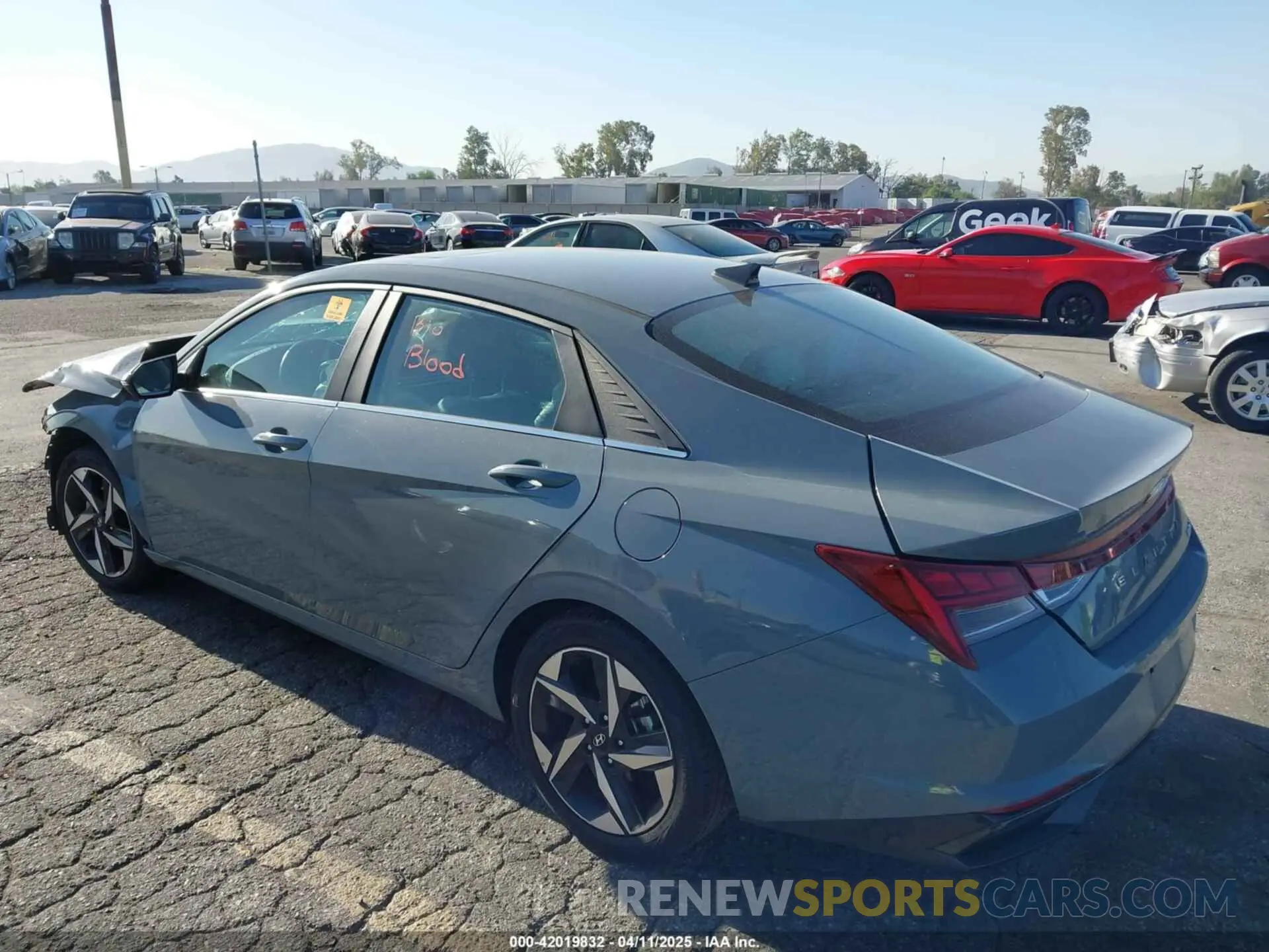 3 Фотография поврежденного автомобиля KMHLP4AG2PU403066 HYUNDAI ELANTRA 2023