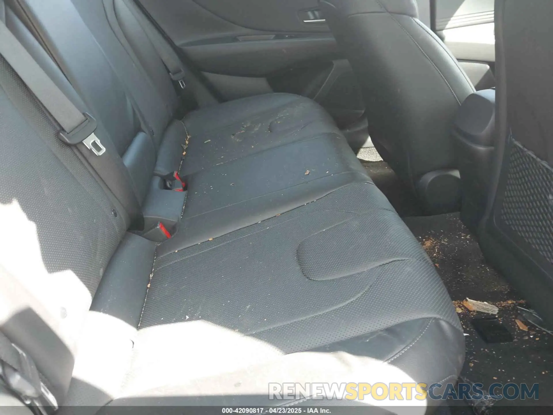 8 Photograph of a damaged car KMHLP4AG3PU620495 HYUNDAI ELANTRA 2023