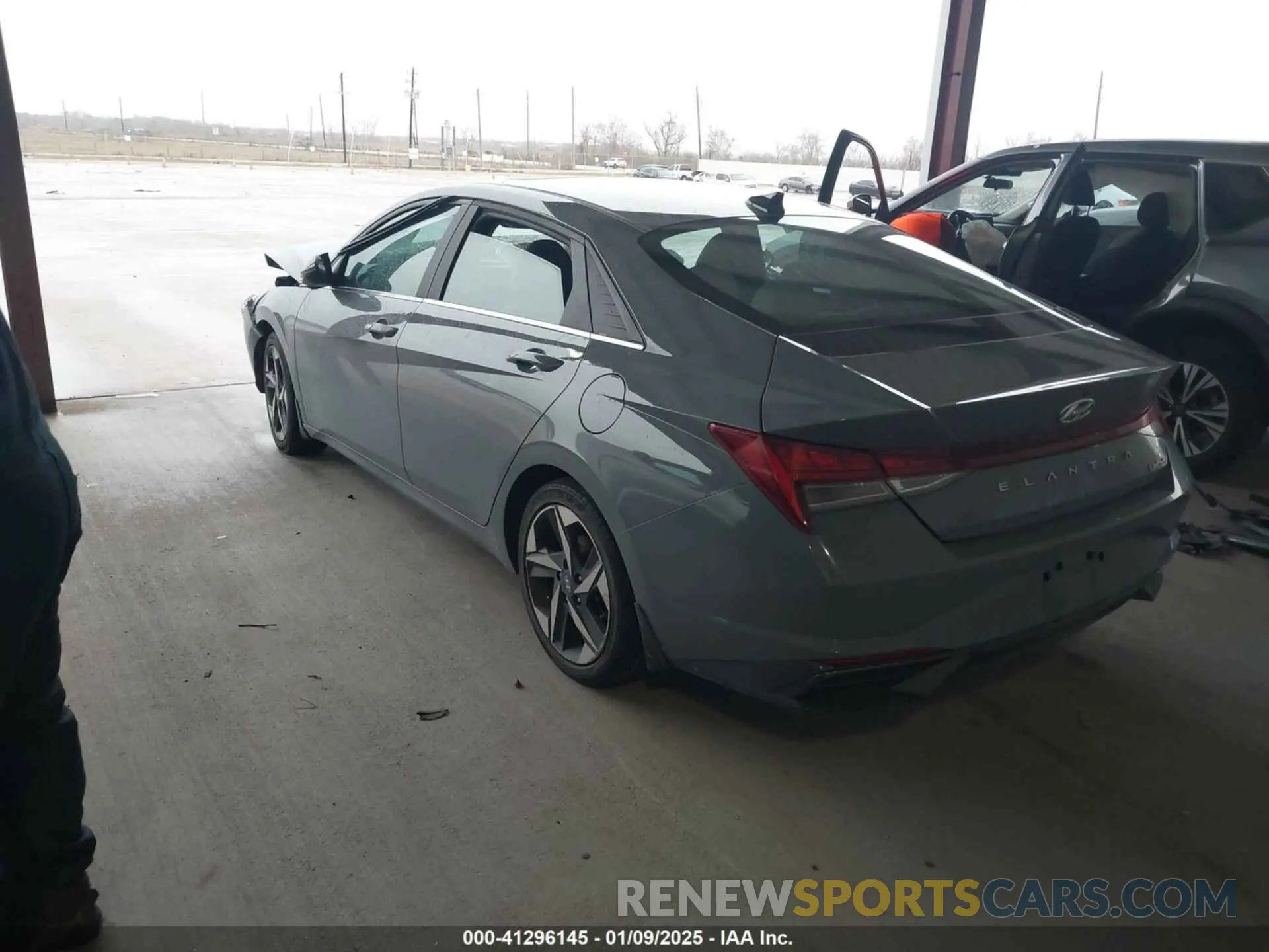 3 Фотография поврежденного автомобиля KMHLP4AG4PU427806 HYUNDAI ELANTRA 2023