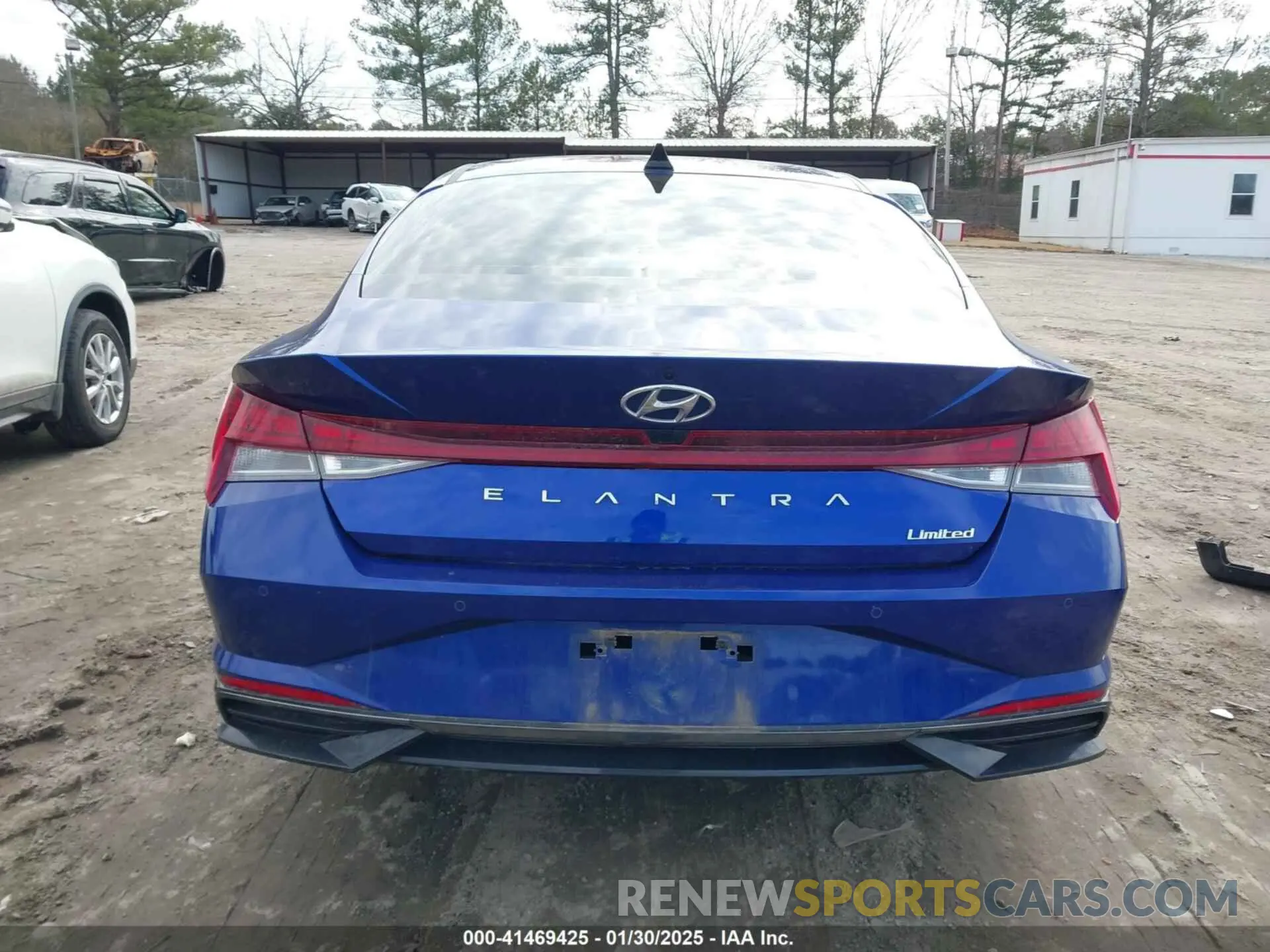 17 Photograph of a damaged car KMHLP4AG6PU384604 HYUNDAI ELANTRA 2023