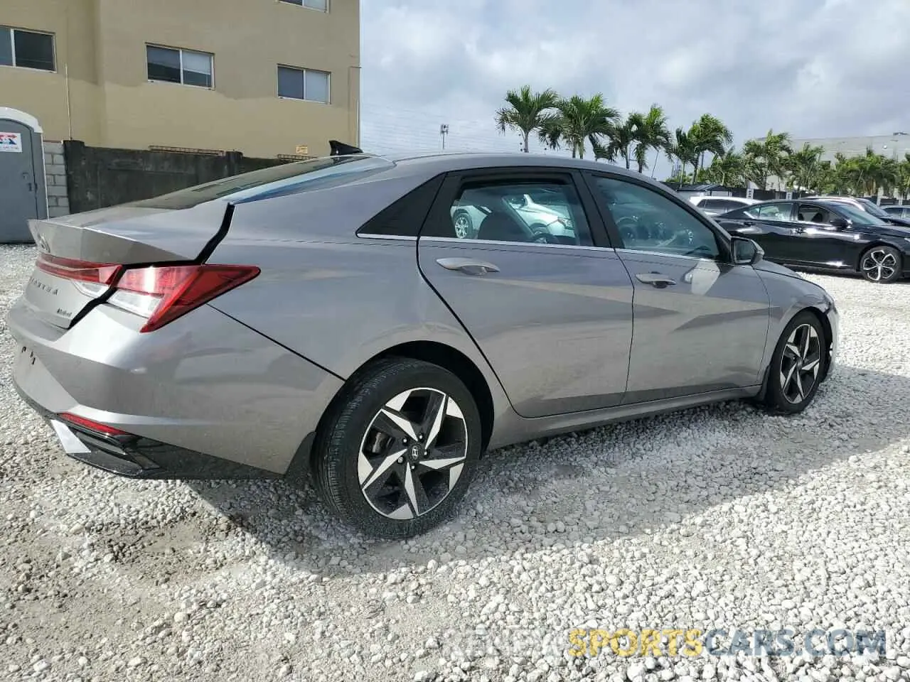 3 Фотография поврежденного автомобиля KMHLP4AG6PU514171 HYUNDAI ELANTRA 2023
