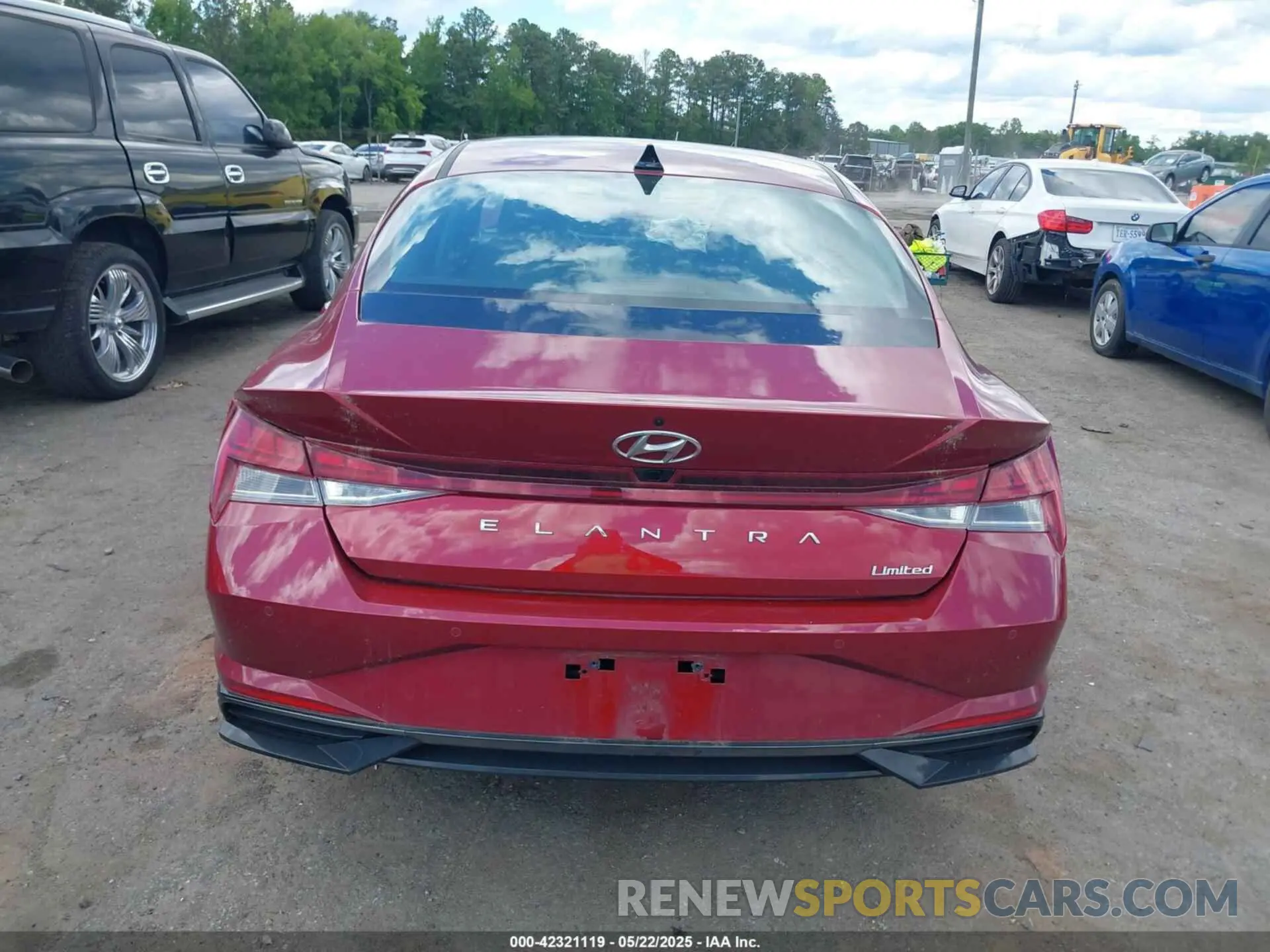 17 Photograph of a damaged car KMHLP4AG6PU620166 HYUNDAI ELANTRA 2023