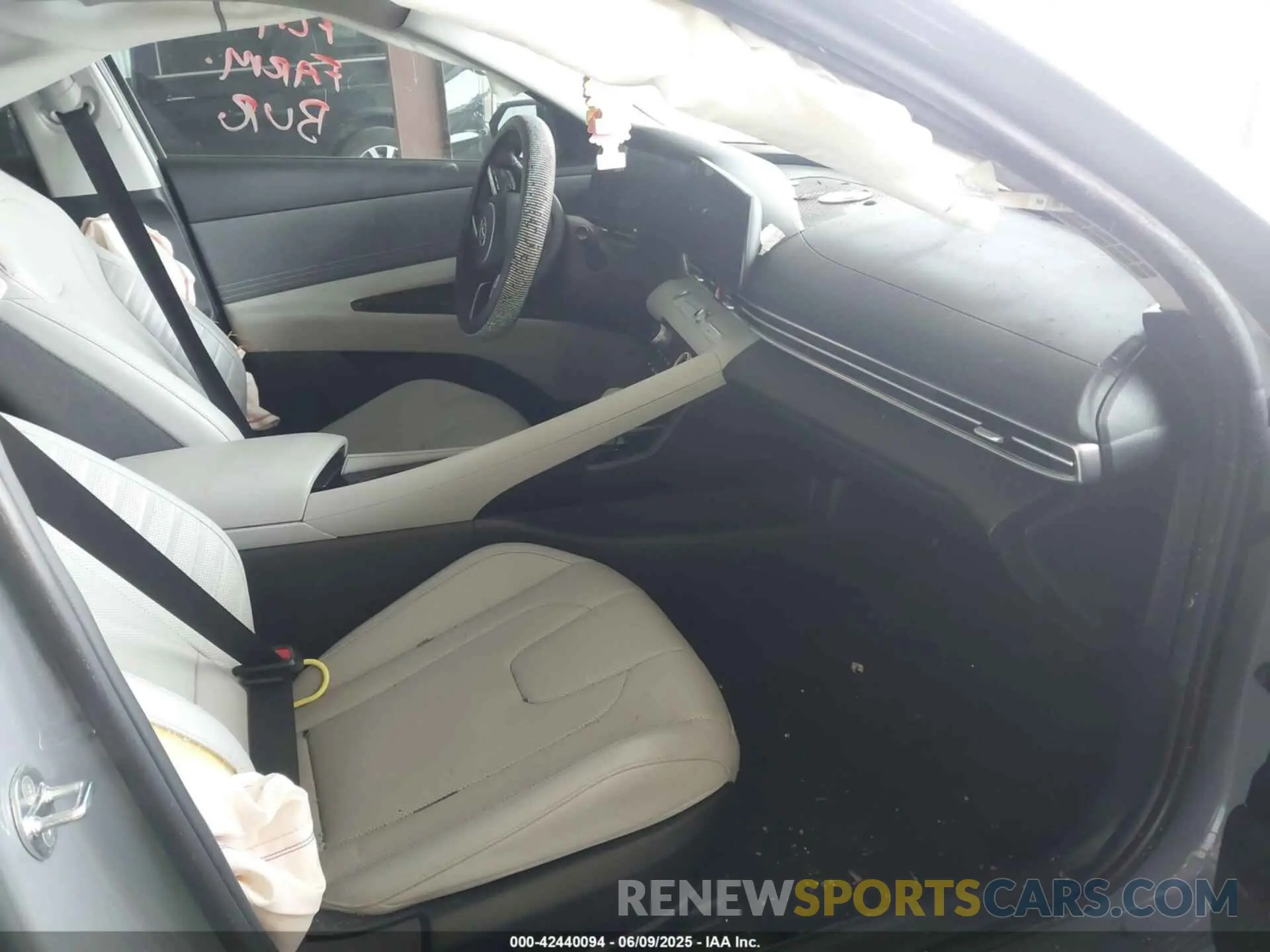 5 Photograph of a damaged car KMHLP4AG7PU427735 HYUNDAI ELANTRA 2023