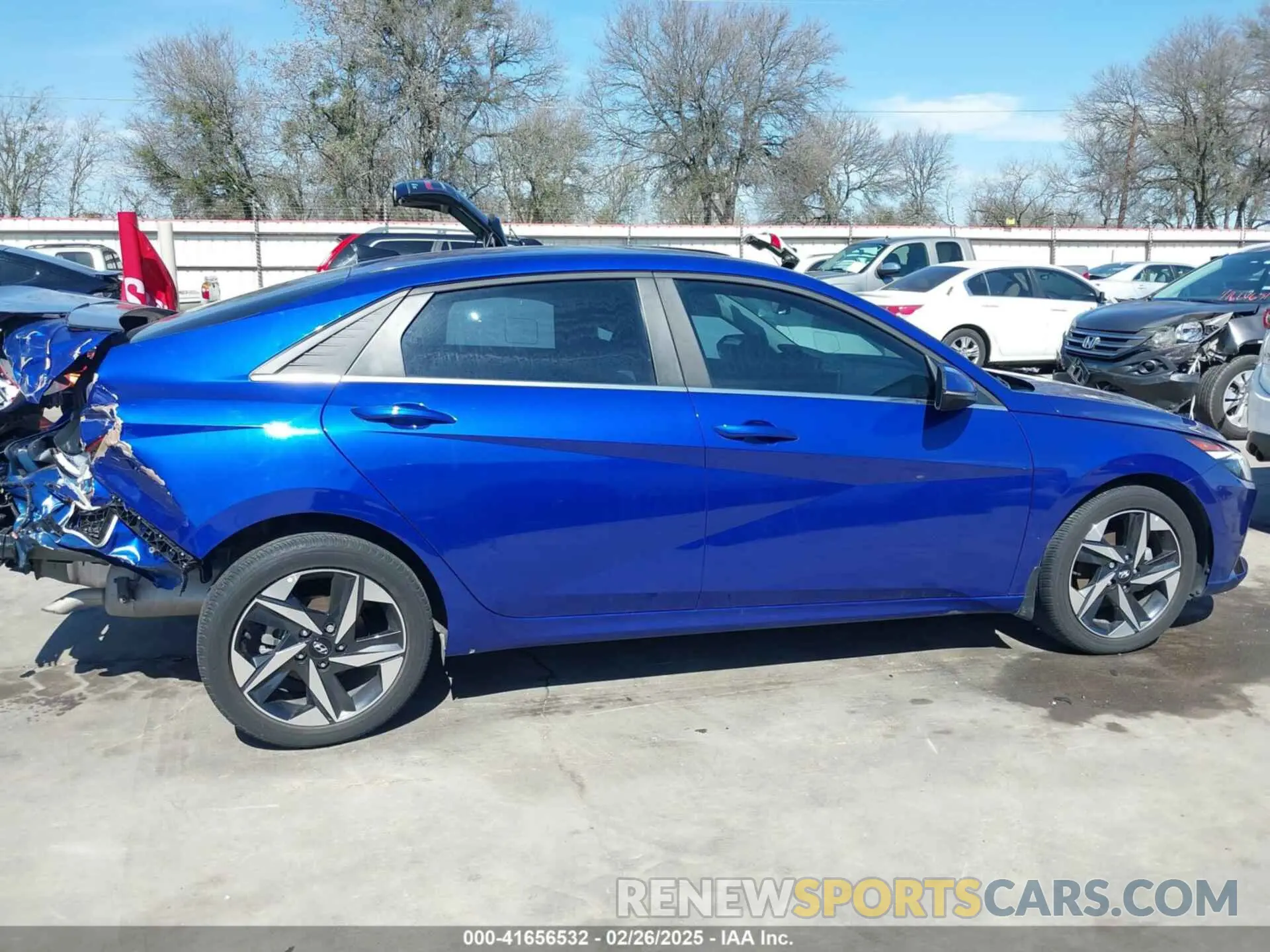13 Фотография поврежденного автомобиля KMHLP4AG7PU590093 HYUNDAI ELANTRA 2023