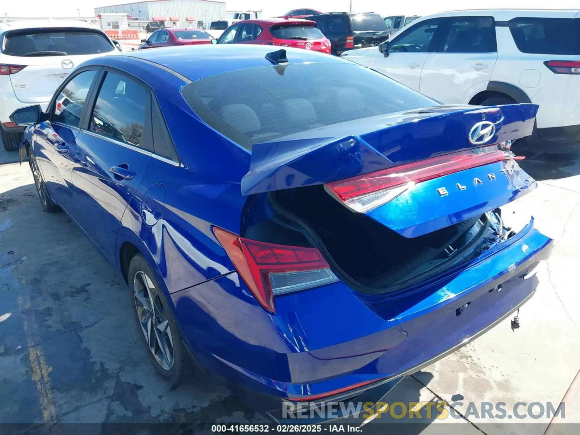 3 Фотография поврежденного автомобиля KMHLP4AG7PU590093 HYUNDAI ELANTRA 2023