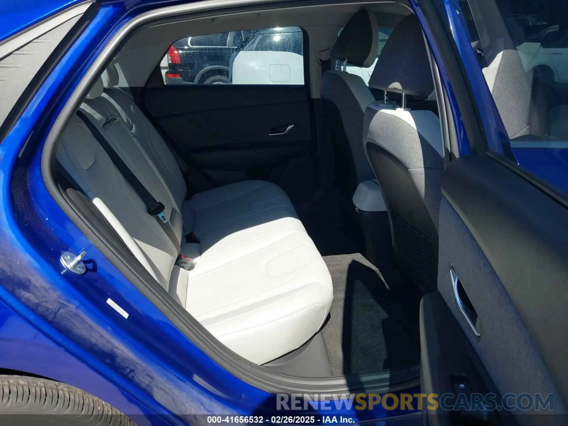 8 Фотография поврежденного автомобиля KMHLP4AG7PU590093 HYUNDAI ELANTRA 2023