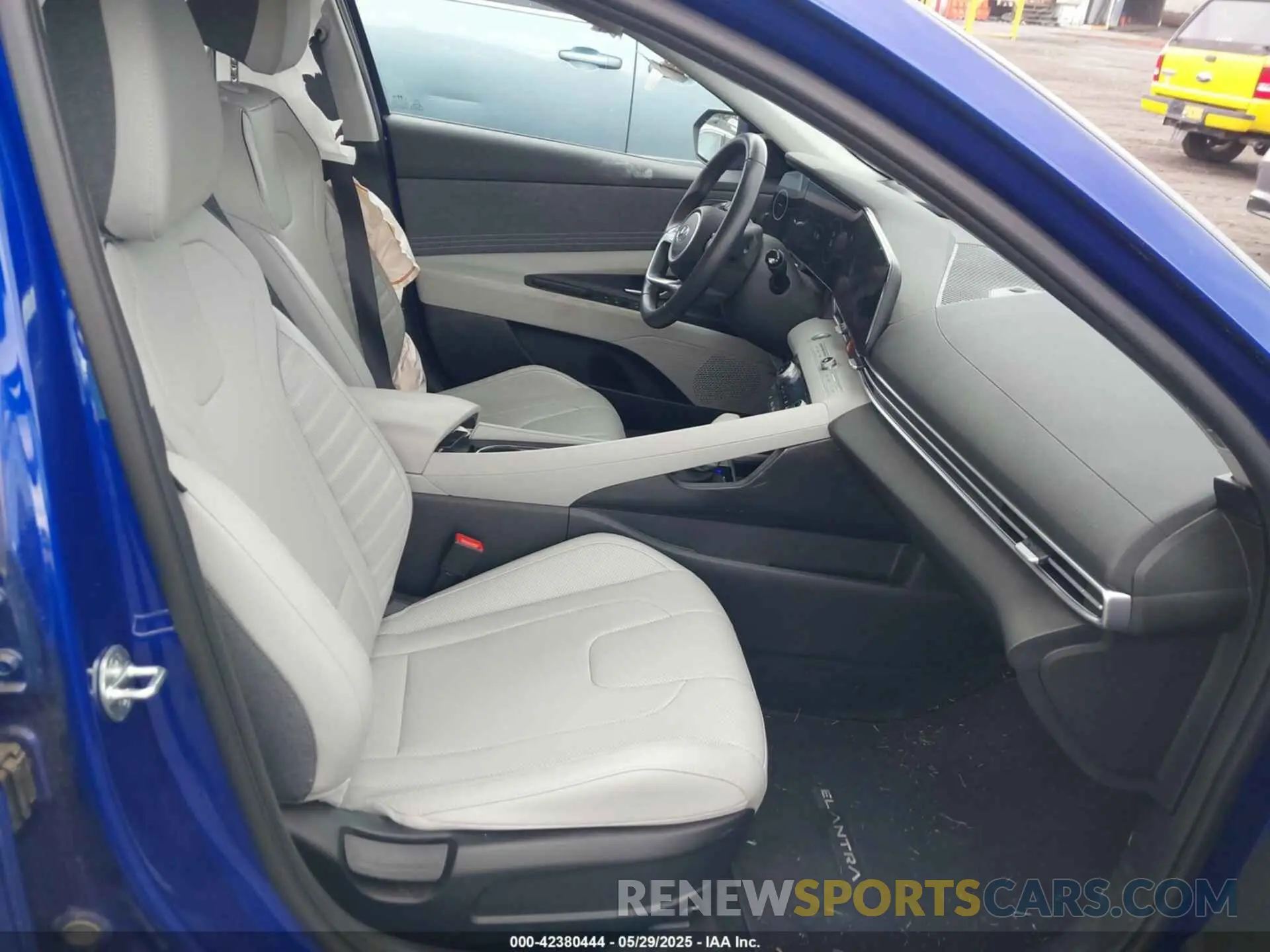 5 Photograph of a damaged car KMHLP4AGXPU485094 HYUNDAI ELANTRA 2023