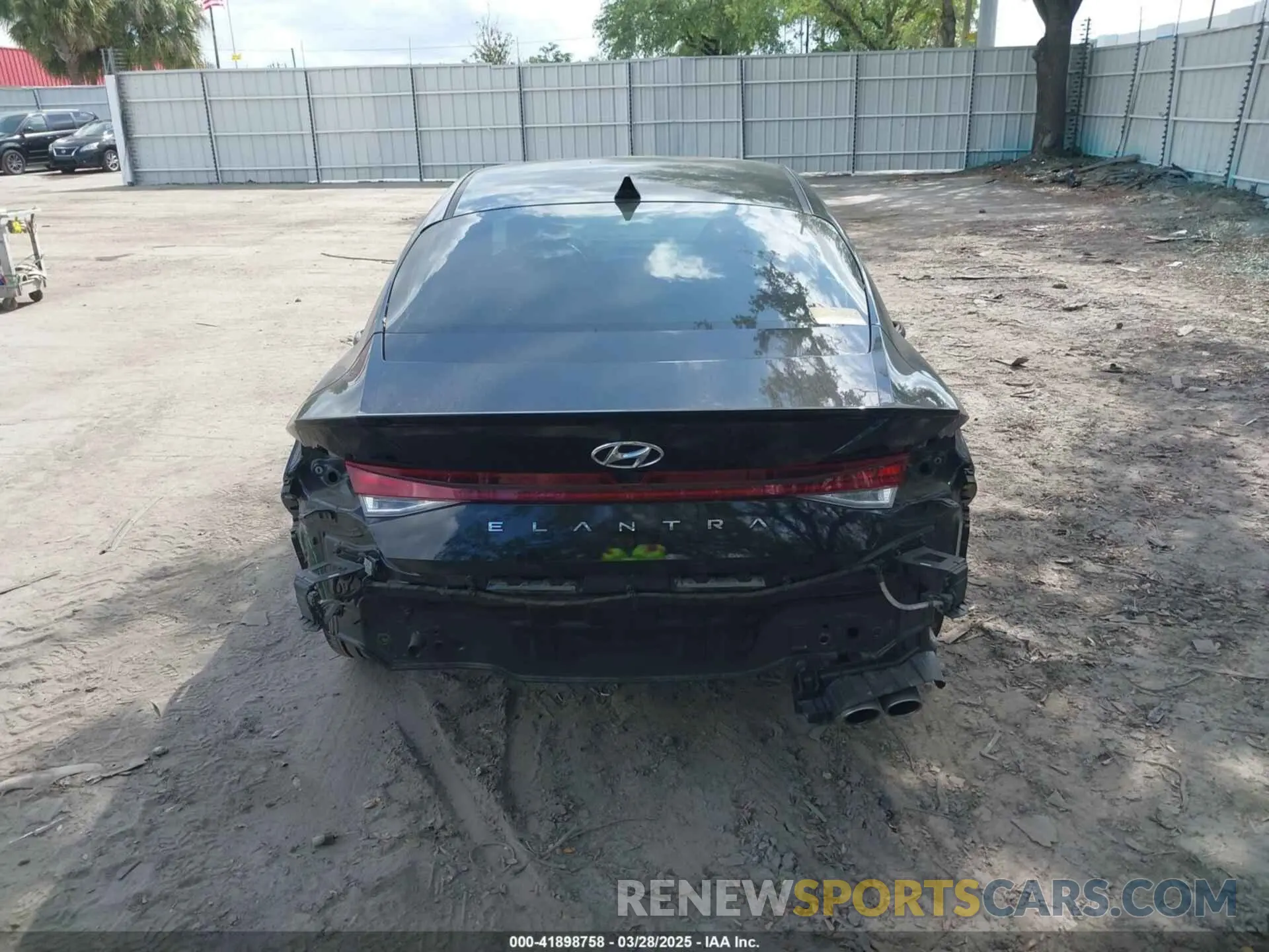 17 Фотография поврежденного автомобиля KMHLR4AF9PU428824 HYUNDAI ELANTRA 2023